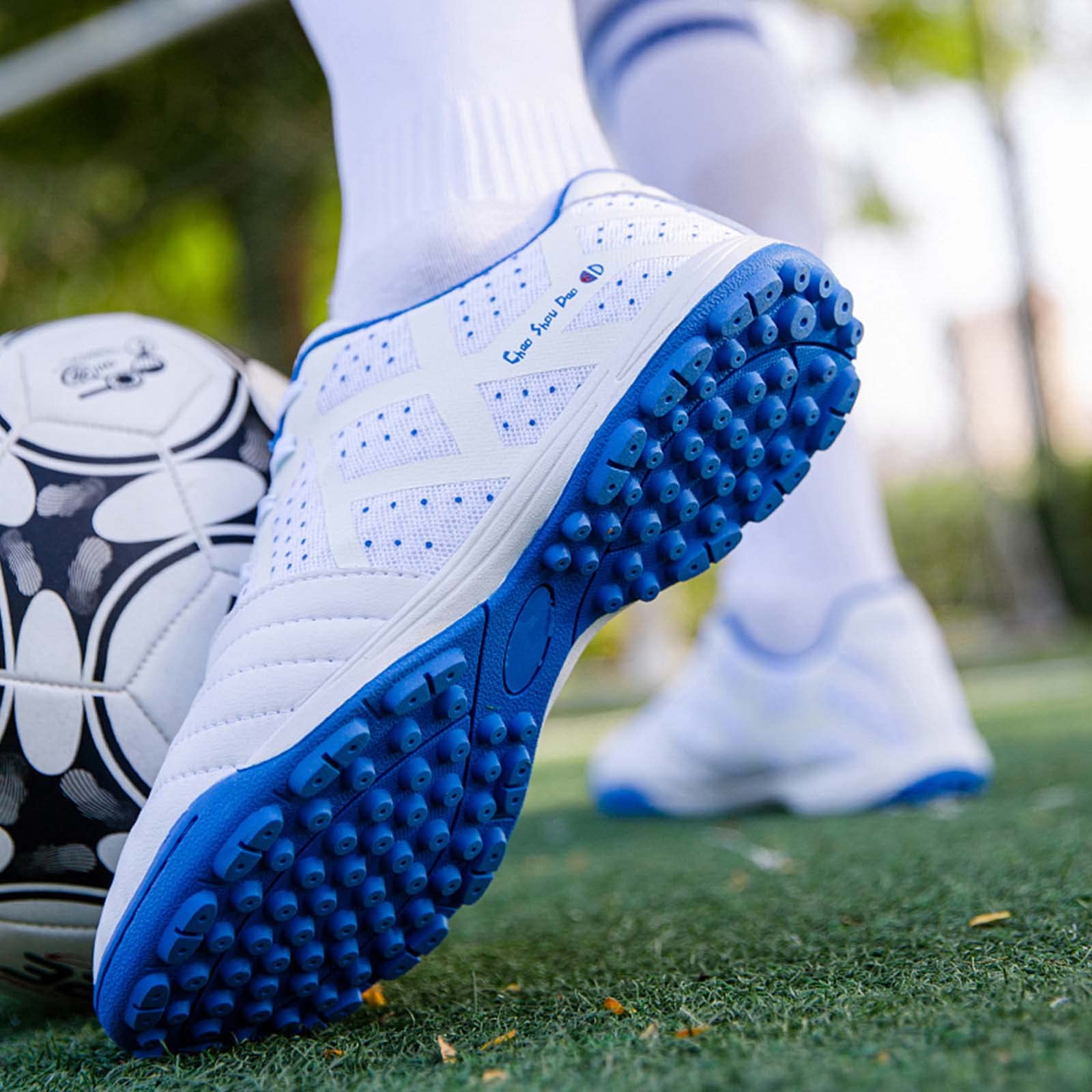 Eliogn Men's & Youth Soccer Cleats - Turf & Ground Football Shoes for Boys & Girls | Lightweight & Durable for Training & Matches