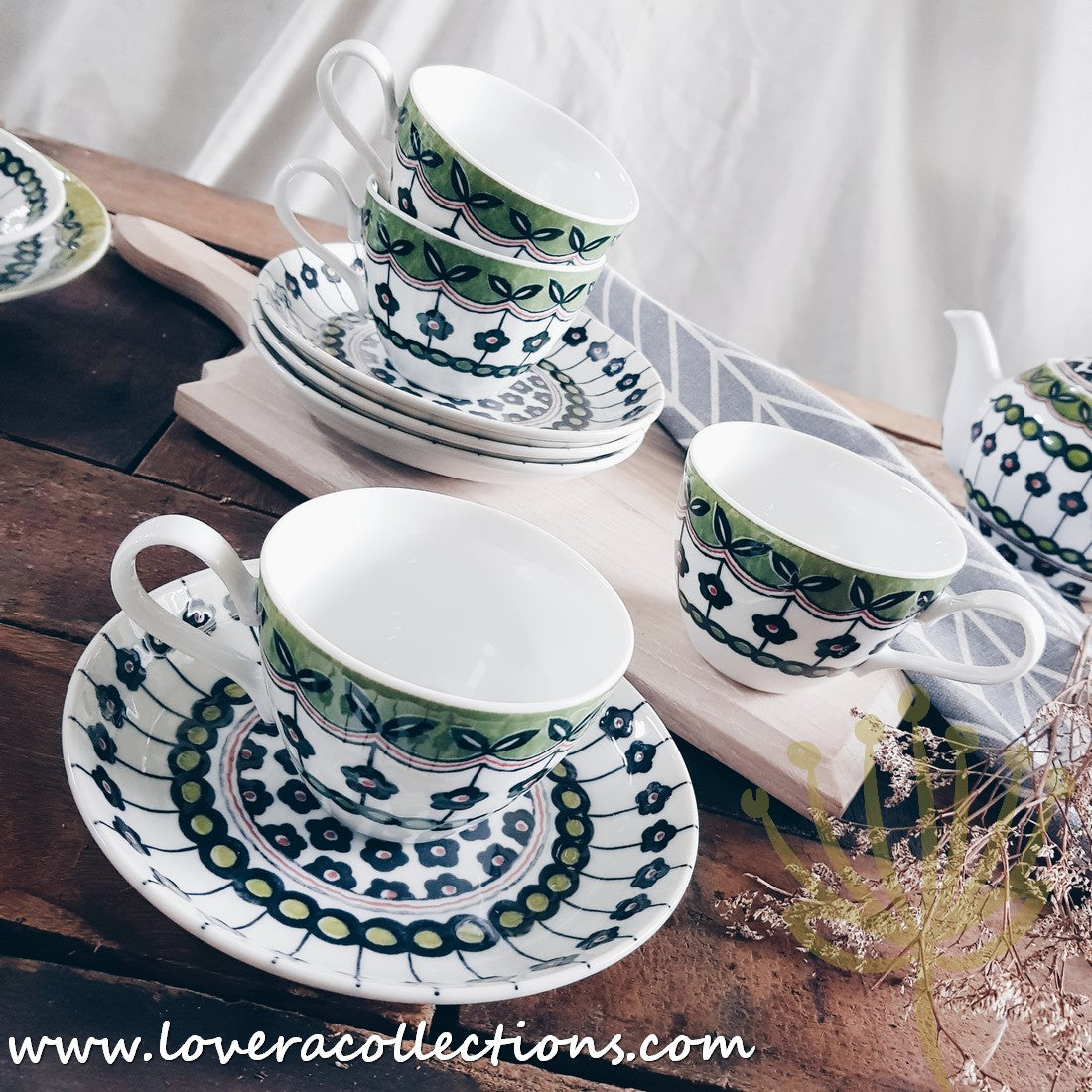 Awasaka Japan Green Poppy Tea Set & Dinnerware Collection - 16-Piece Ceramic Tea Cups & Plates Set for Japanese Tea Ceremony, Afternoon Tea & Home Decor - Elegant Floral Design for Gift & Daily Use