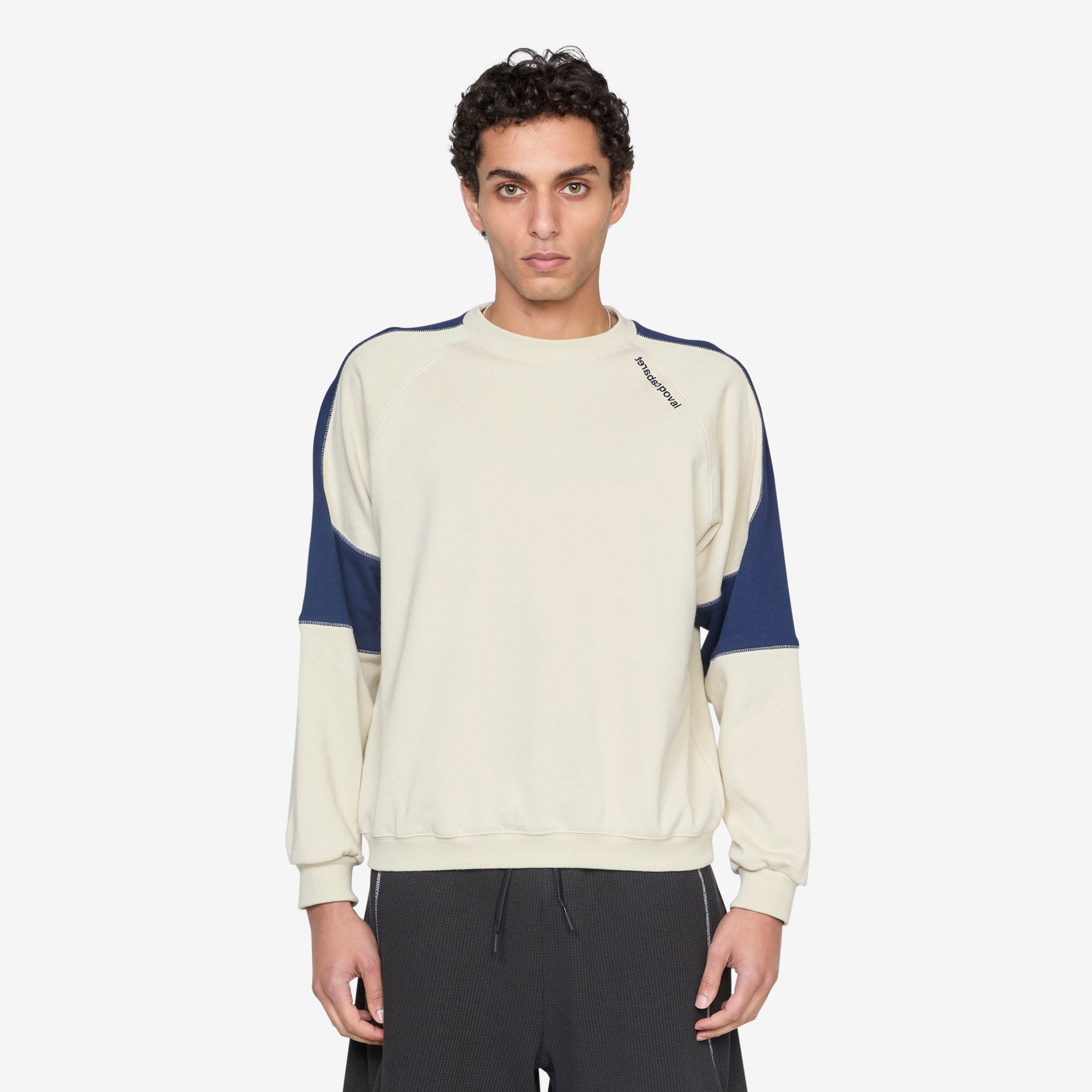 Cozy Beige Crewneck Sweatshirt for Women & Men - Soft Fleece Pullover for Winter Warmth - Perfect for Casual Wear, Lounging & Outdoor Activities
