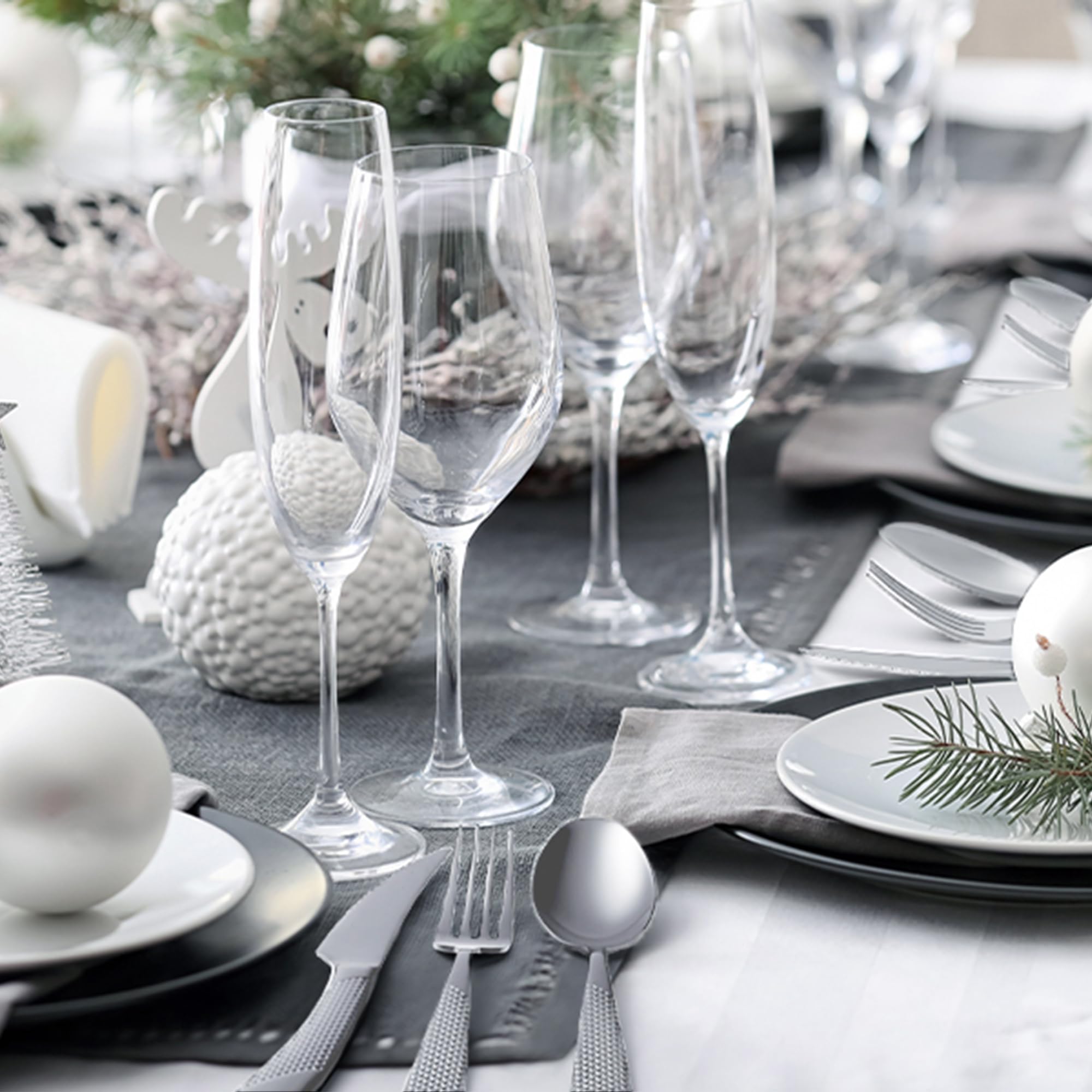 20-Piece Hammered Silver Silverware Set - 18/10 Stainless Steel Flatware Set for 4 - Modern Cutlery Set with Forks, Spoons & Knives - Elegant Dining & Entertaining Tableware for Home & Restaurant Use