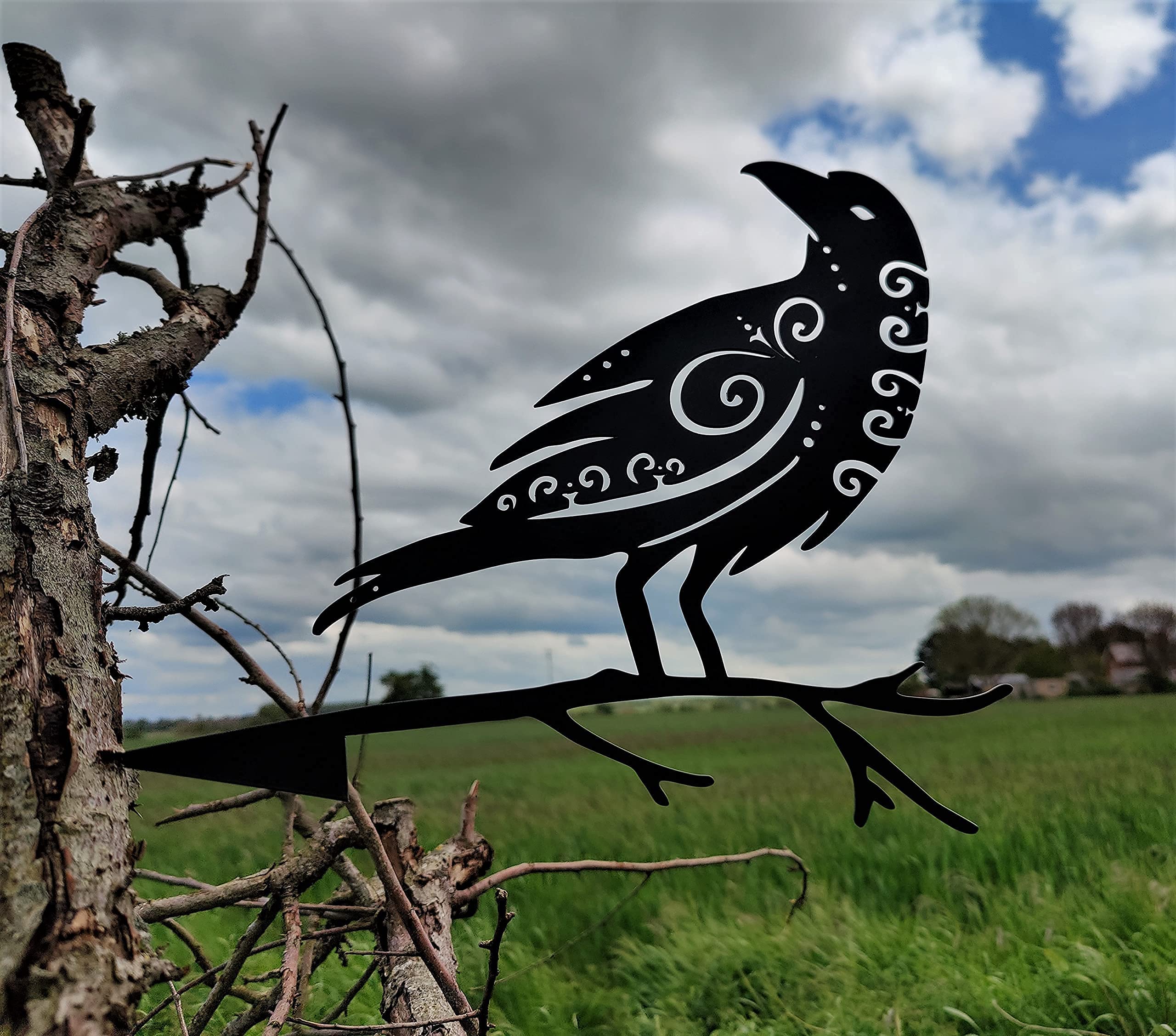 Odin's Raven Muninn Metal Bird Garden Art - Viking & Pagan Decor, High-Grade Steel Silhouette for Tree, Backyard, and Outdoor Decor | Perfect for Viking Enthusiasts & Norse Mythology Lovers