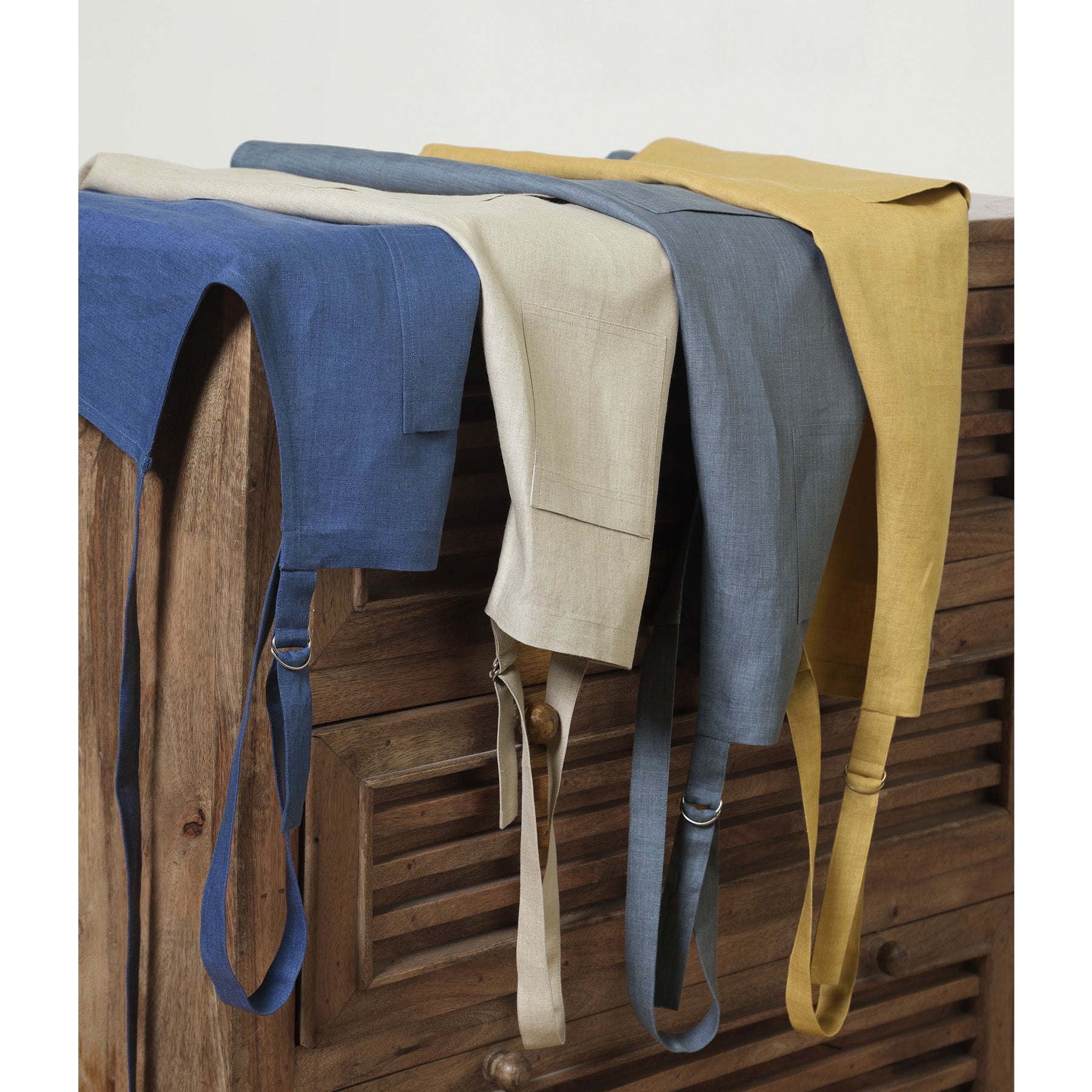Premium Linen Apron for Cooking, Baking & Grilling - Durable & Stylish Kitchen Apron for Chefs & Home Cooks - Perfect for BBQ, Baking & Crafting