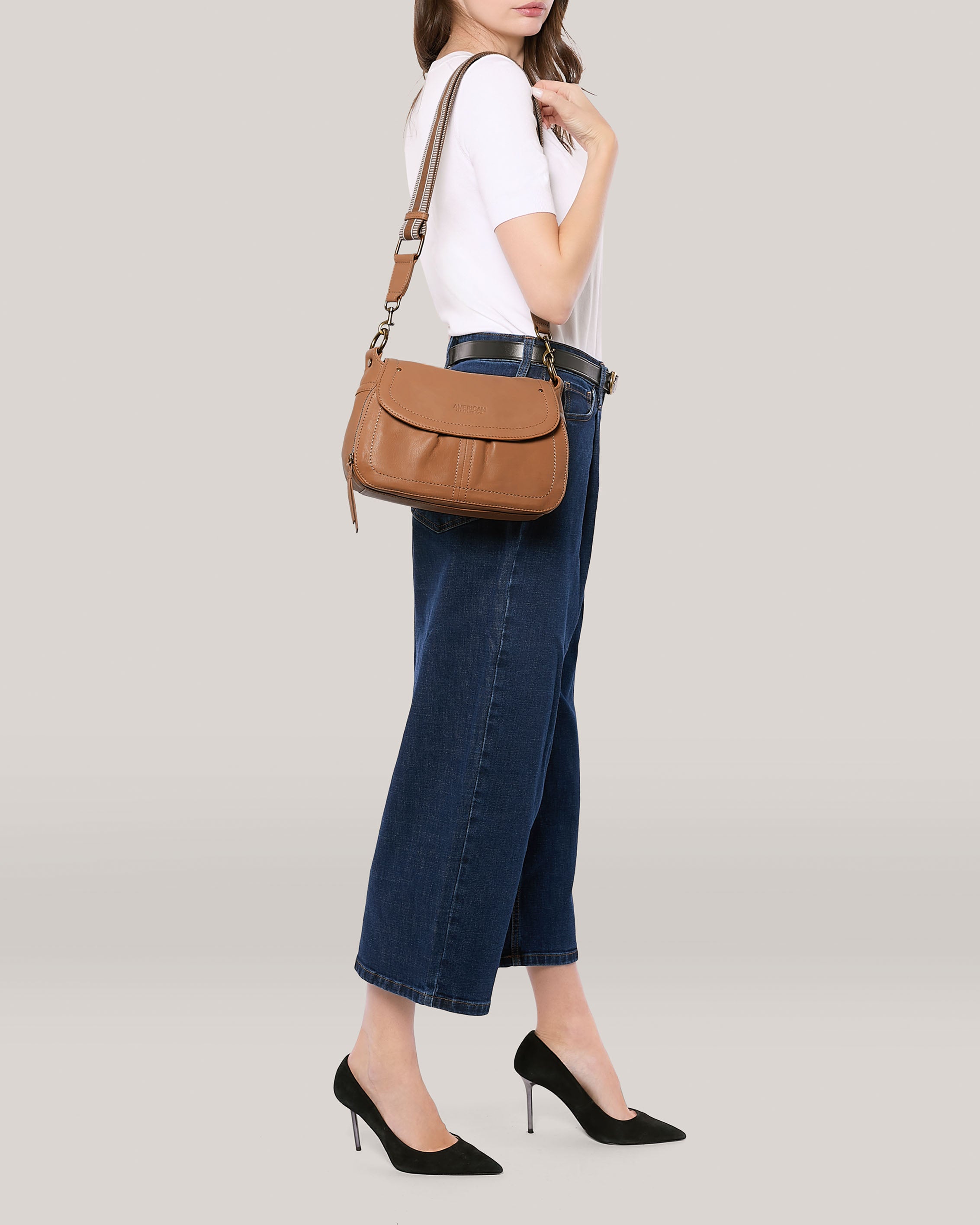 Marino Crossbody Bag with 2 Adjustable Straps - Stylish & Functional Purse for Women - Perfect for Travel, Shopping & Everyday Use