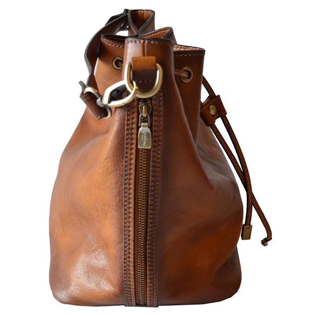 Pratesi Sorano Leather Shoulder Bag B501/25 Bruce in Cherry Red - Stylish Crossbody Purse for Women, Perfect for Work, Travel & Everyday Use