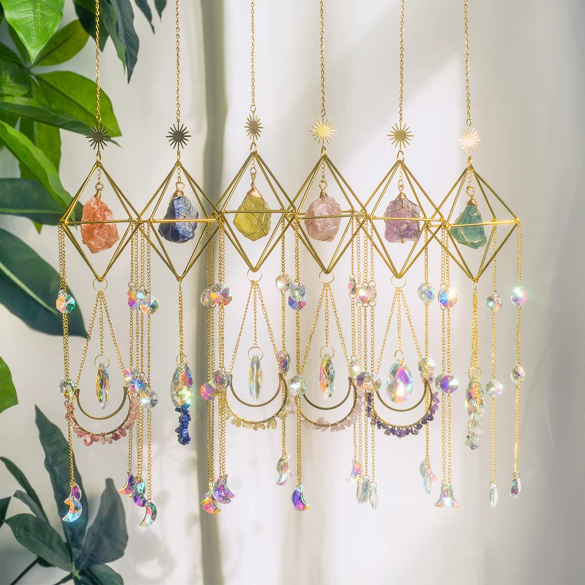 Rose Quartz Crystal Suncatcher - Spiritual Window Hanging Decor, Rainbow Maker for Home & Garden, Natural Gemstone Boho Style Gift (Perfect for Meditation Rooms, Bedrooms & Sunlit Spaces)