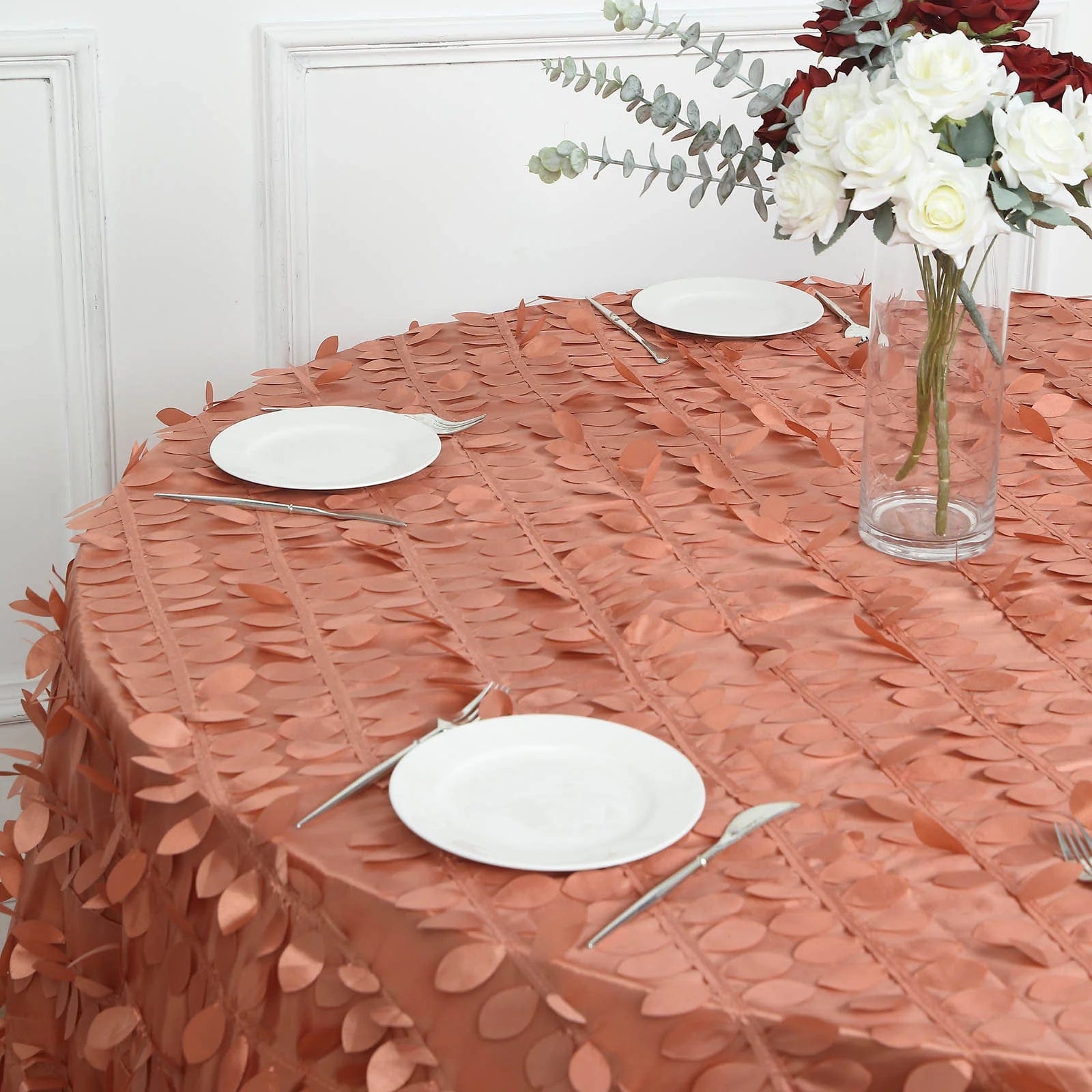 120 Inch Round Taffeta Tablecloth with Elegant Leaf Petal Design - Perfect for Weddings, Banquets, and Formal Dining Events