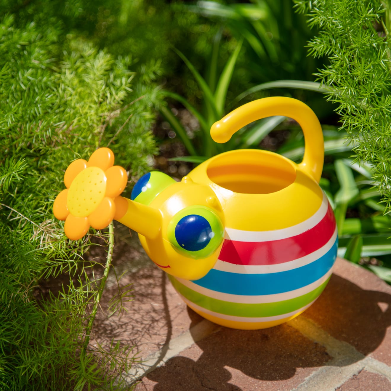 Giddy Buggy Watering Can - 1 Gallon Metal Garden Watering Pot with Long Spout - Perfect for Indoor Plants, Outdoor Flowers, and Gardening Gifts