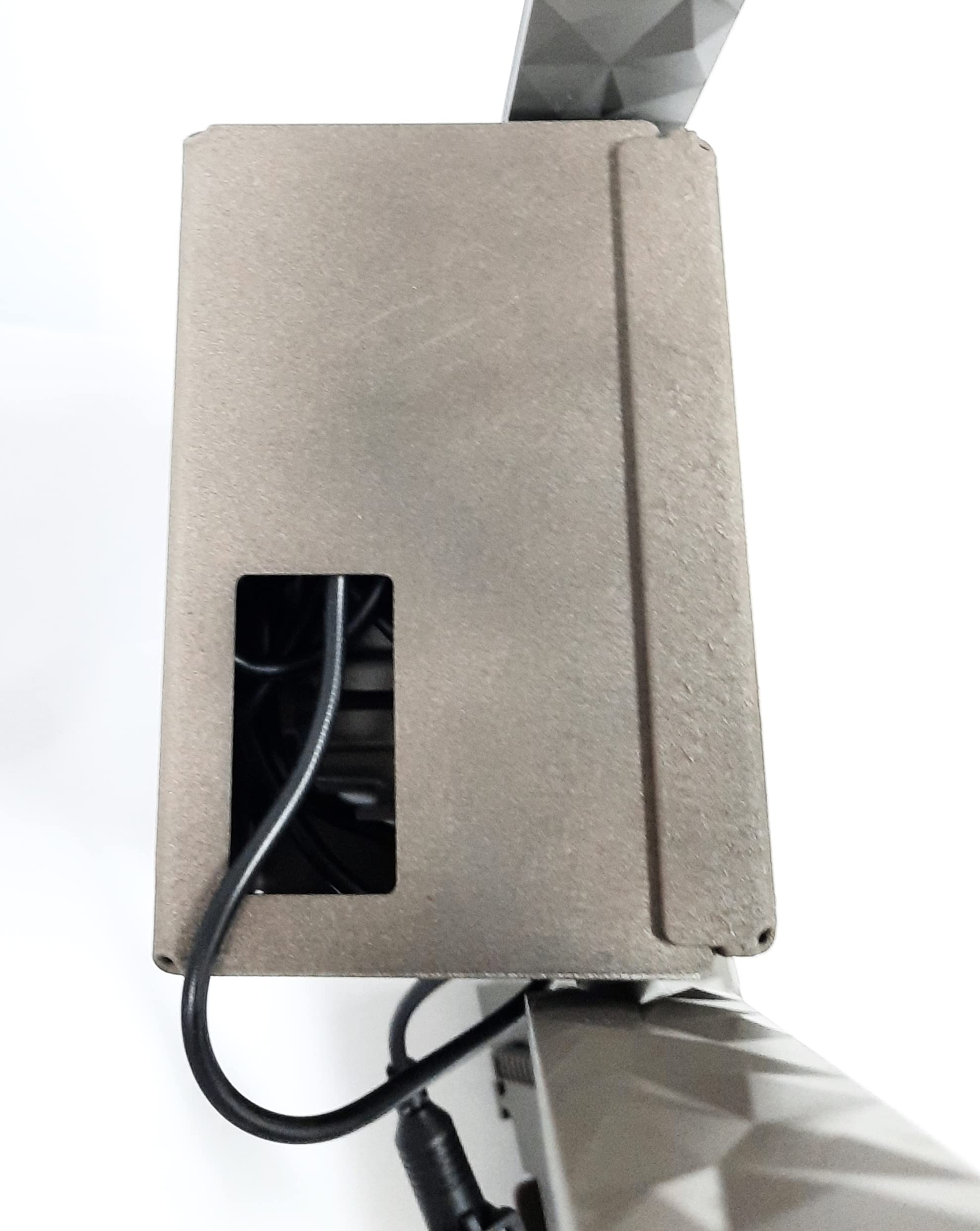 TACTACAM Reveal SK Wireless Live View Security Trail Camera Heavy Duty Steel Lock Box - Weatherproof & Secure for Outdoor Wildlife Monitoring & Hunting