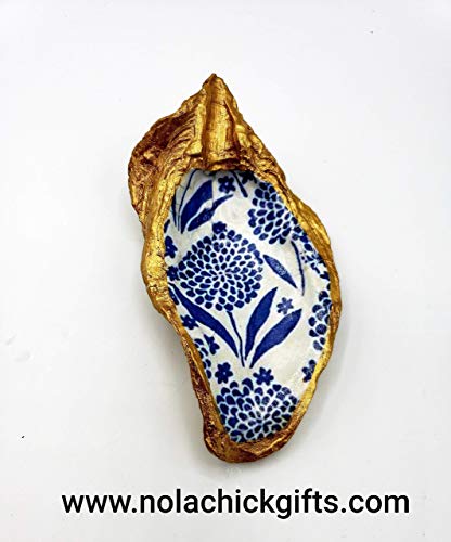 Elegant Oyster Shell Jewelry Dish - Chinoiserie Toile Ring Holder for Necklaces & Earrings | Perfect for Vanity, Bathroom & Gift Giving
