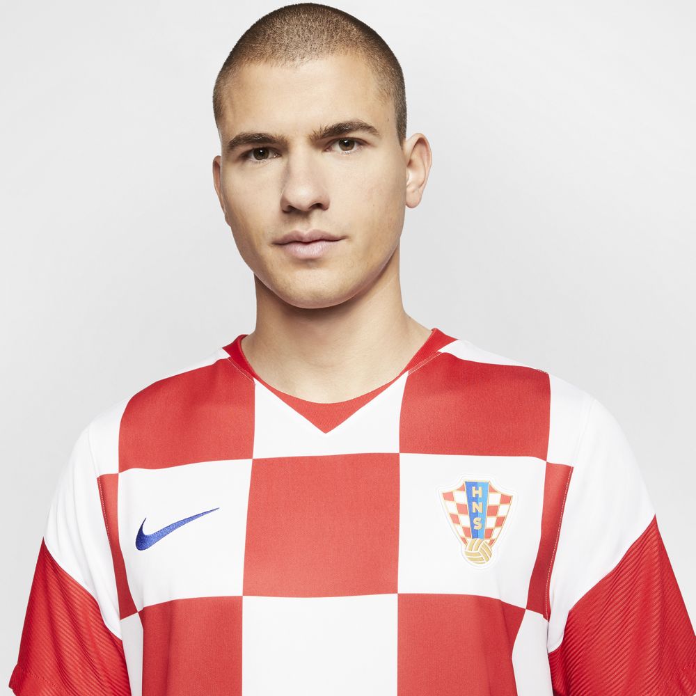 Nike Croatia 2020 Stadium Home Men's Soccer Jersey - Authentic Football Shirt for Fans & Players - Perfect for Matches, Training & Casual Wear