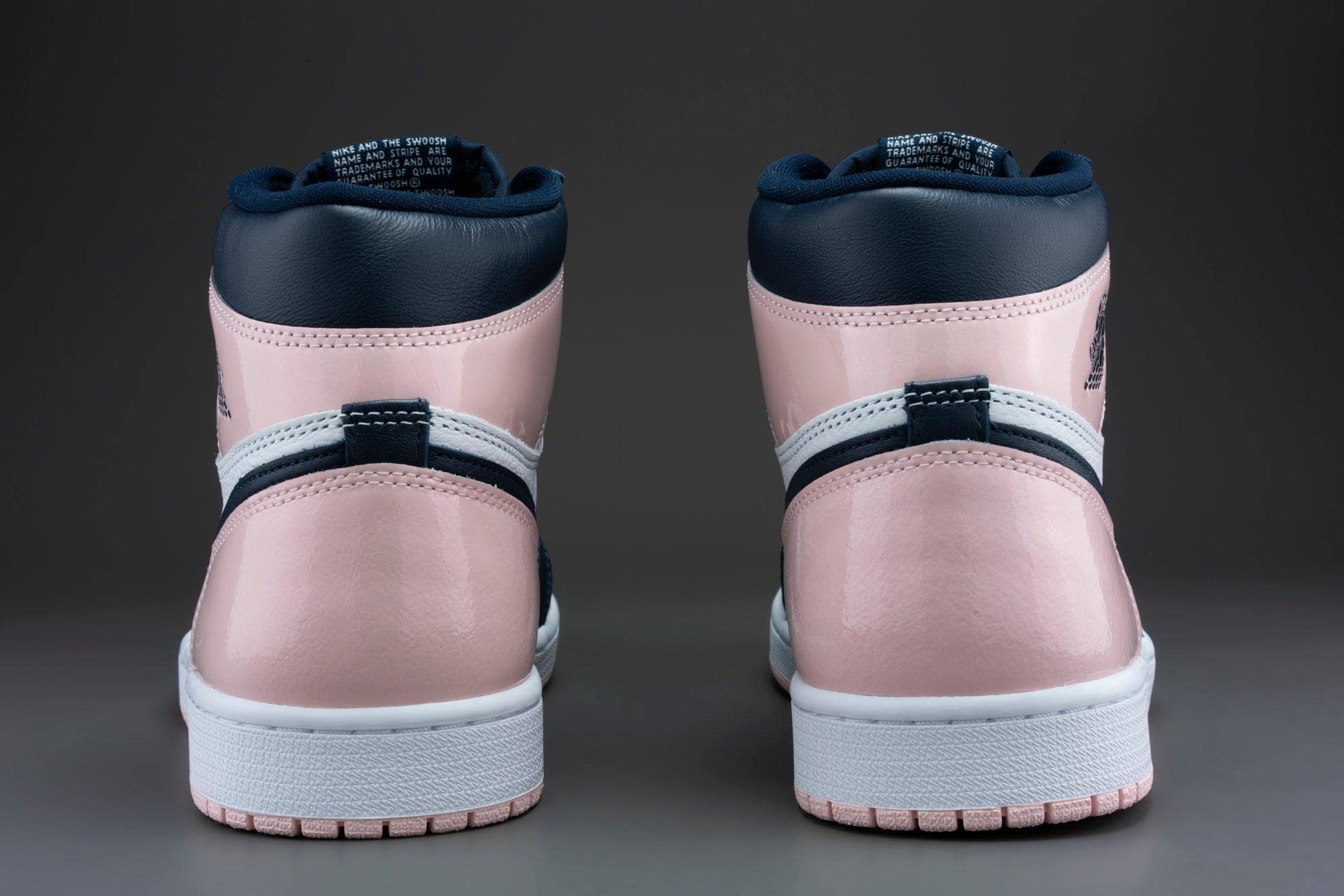 Air Jordan 1 Retro High OG Women's Basketball Shoes - Classic Sneakers for Streetwear & Casual Fashion | Perfect for Sports, Gym & Everyday Wear
