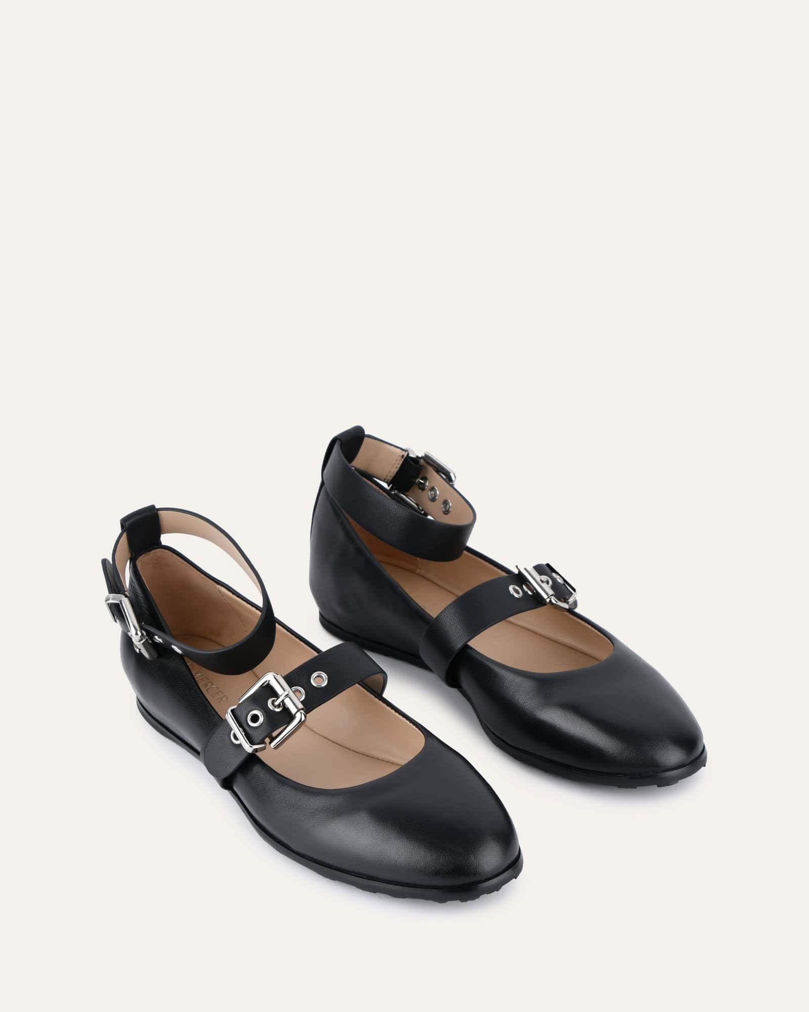 HERA Women's Black Leather Casual Flats - Comfortable Slip-On Shoes for Walking, Work & Everyday Wear