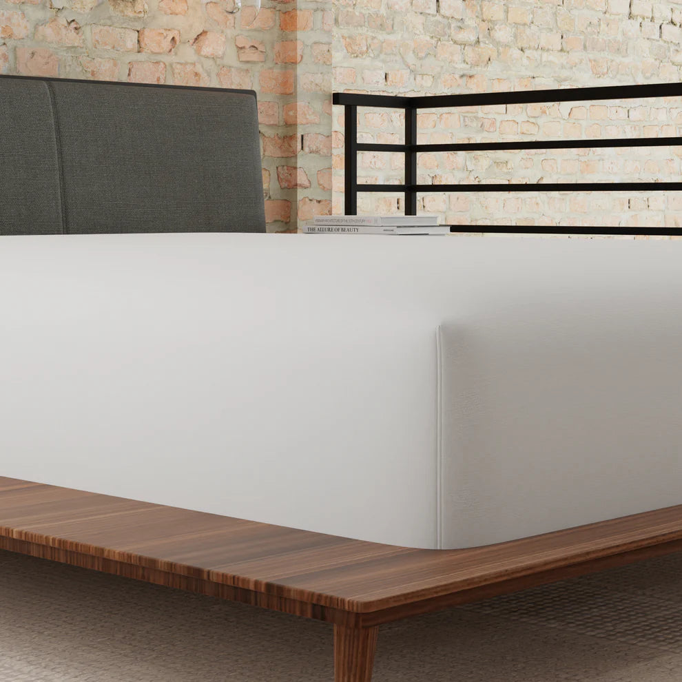 Waterproof Mattress Protector - Queen Size, Hypoallergenic & Breathable - Fits 8-12