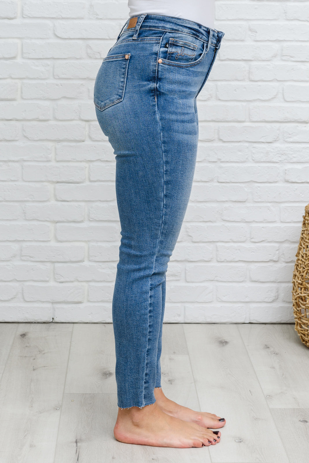 Becca High Waisted Embroidered Pocket Relaxed Jeans for Women - Comfortable Stretch Denim Pants for Casual Wear & Everyday Outfits