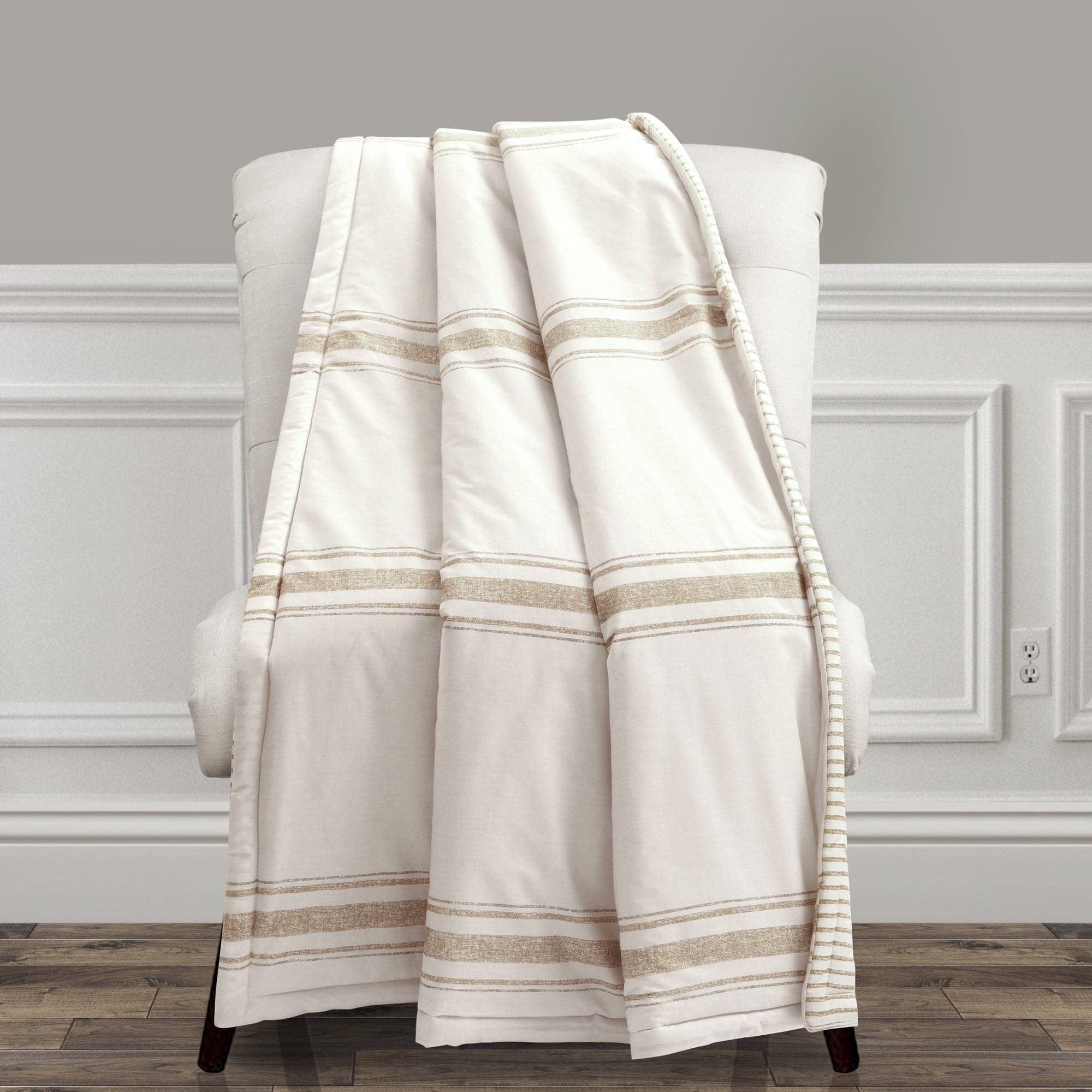 Farmhouse Stripe Throw Blanket - Soft Cozy Knit Accent Blanket for Couch, Bed & Home Decor - Perfect for Living Room, Bedroom & Seasonal Decorations