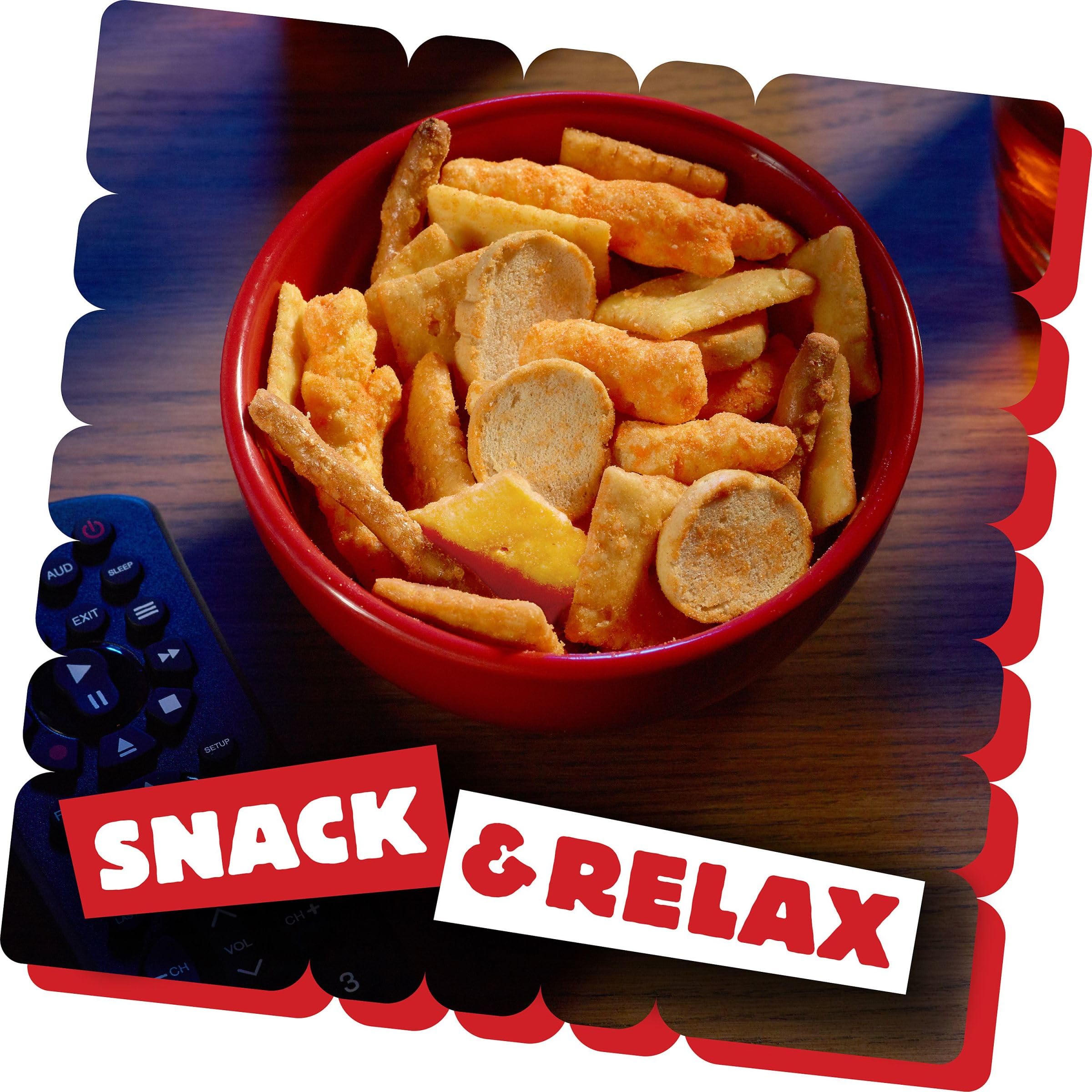 Cheez-It Snack Mix - Classic Cheese Crackers, 10.5oz Box | Perfect for Lunch Boxes, Office Snacks & Road Trips | Crunchy Baked Cheese Snacks for Kids & Adults