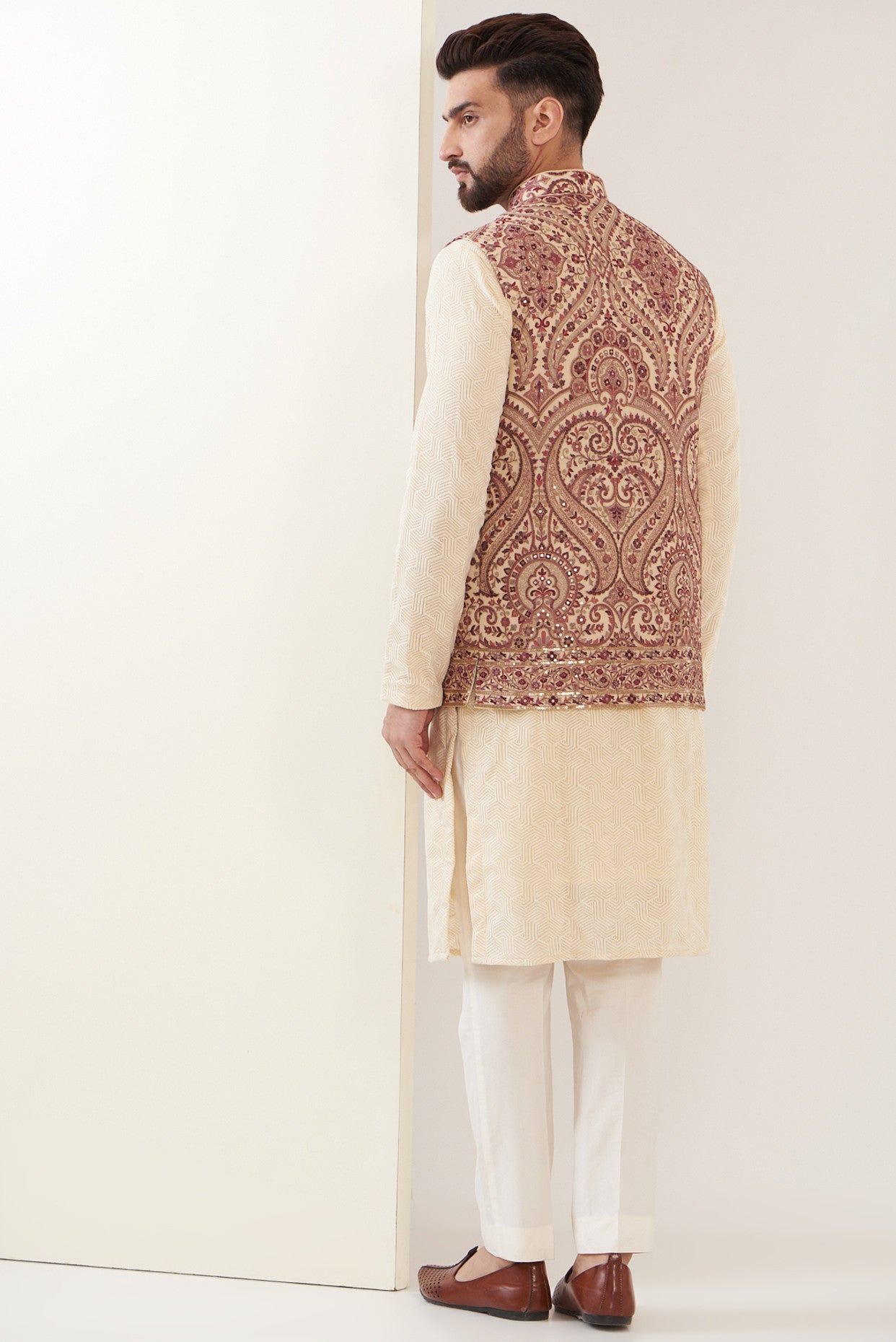 Exquisite Kashmiri Embroidered Nehru Jacket for Men - Traditional Indian Formal Wear for Weddings & Festivals