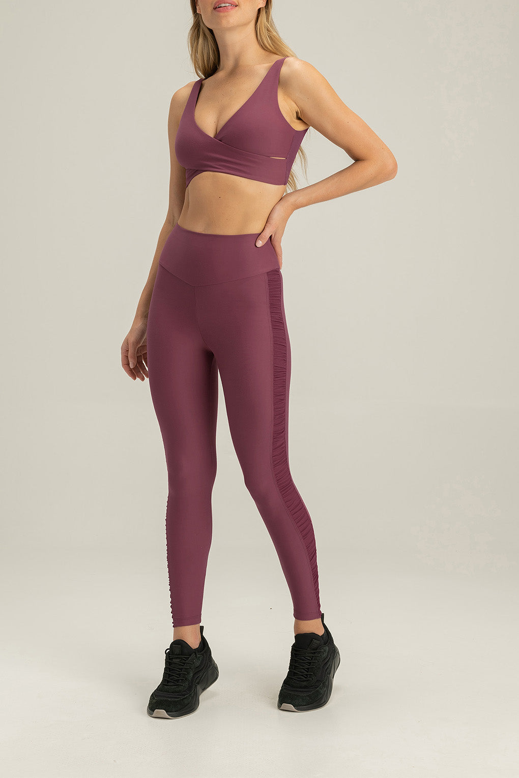 High Support Fuse Wrap Sports Bra for Women - Seamless Workout Top for Running, Yoga & Gym - Moisture Wicking & Breathable Activewear