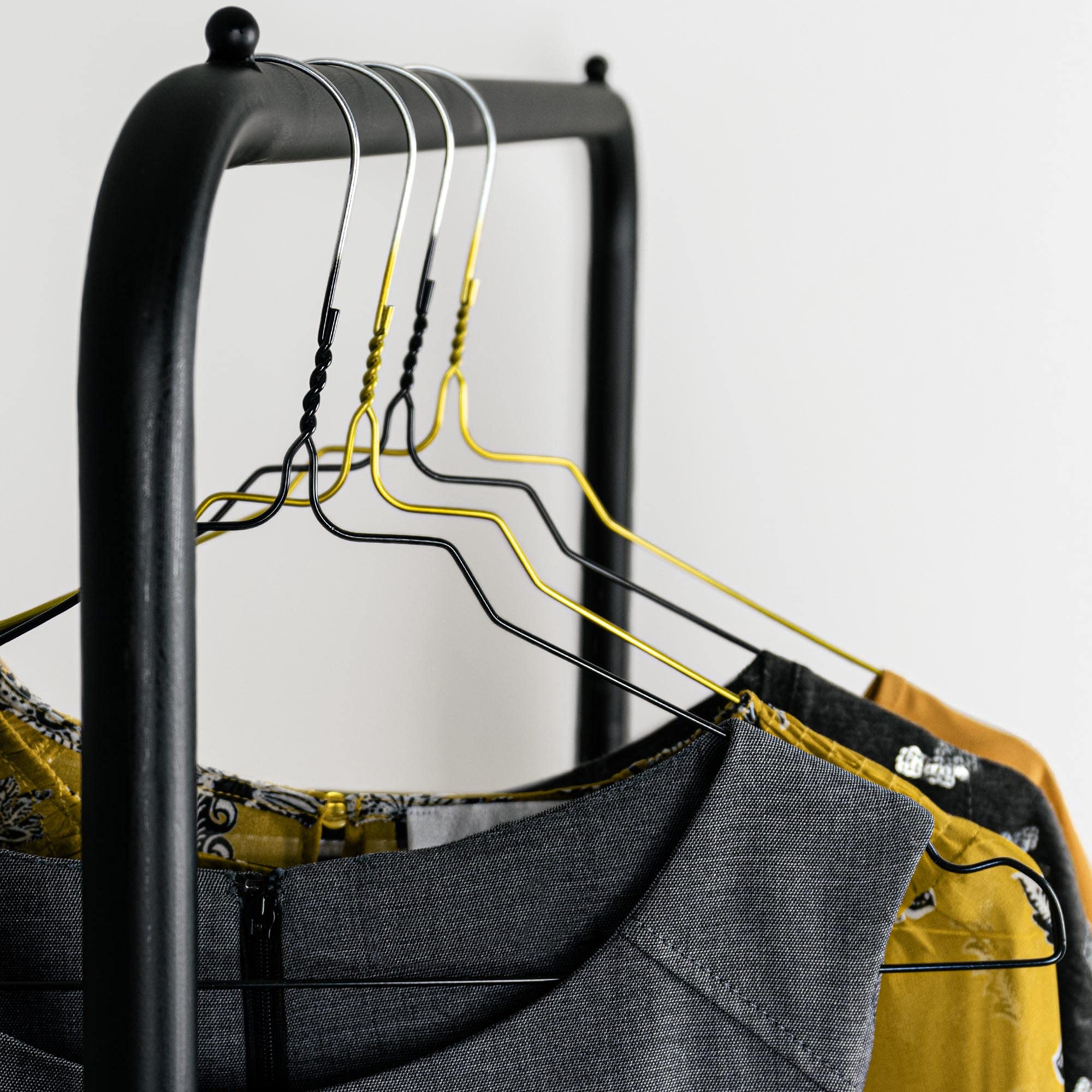 20 Pack Heavy Duty Black Wire Hangers - 16 Inch Metal Coat Hangers for Adults | 13 Gauge Strong Clothes Hangers for Closet Organization, Dry Cleaning & Retail Stores