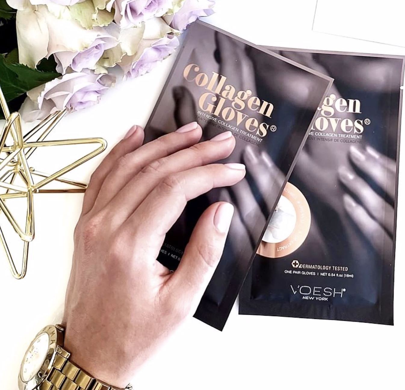 Voesh Collagen Peppermint Gloves - Moisturizing Hand Treatment for Dry Skin, Spa & Self Care at Home, Perfect Gift for Women