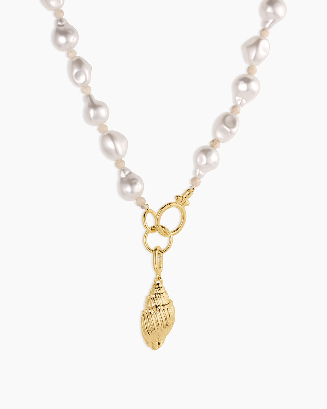Gold Tulip Shell Charm Necklace - Elegant Beach Jewelry for Women, Perfect for Summer Vacations & Boho Style Outfits