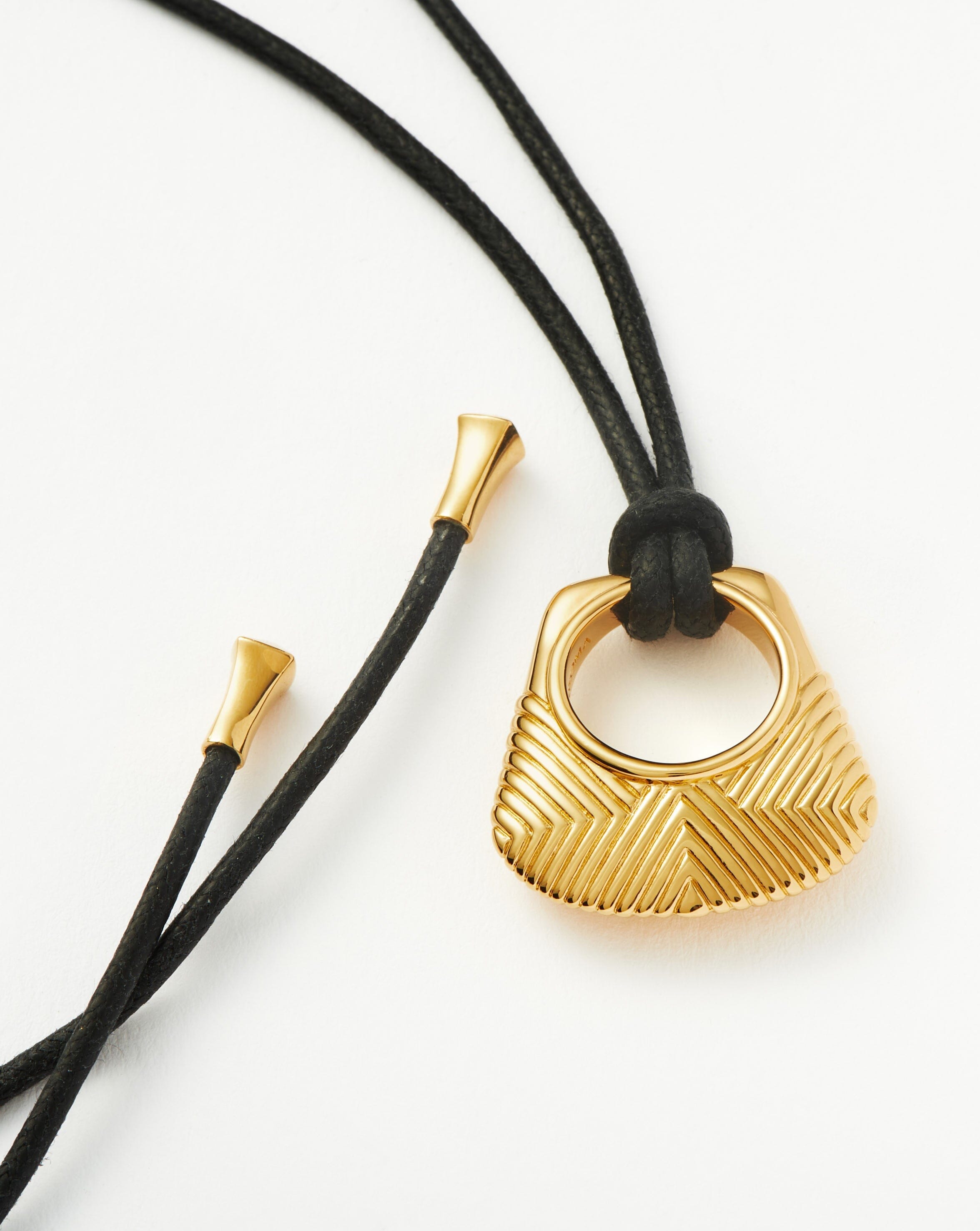 Hera Ridge Pendant Cord Necklace - 18k Gold Plated Women's Jewelry for Everyday Wear & Special Occasions