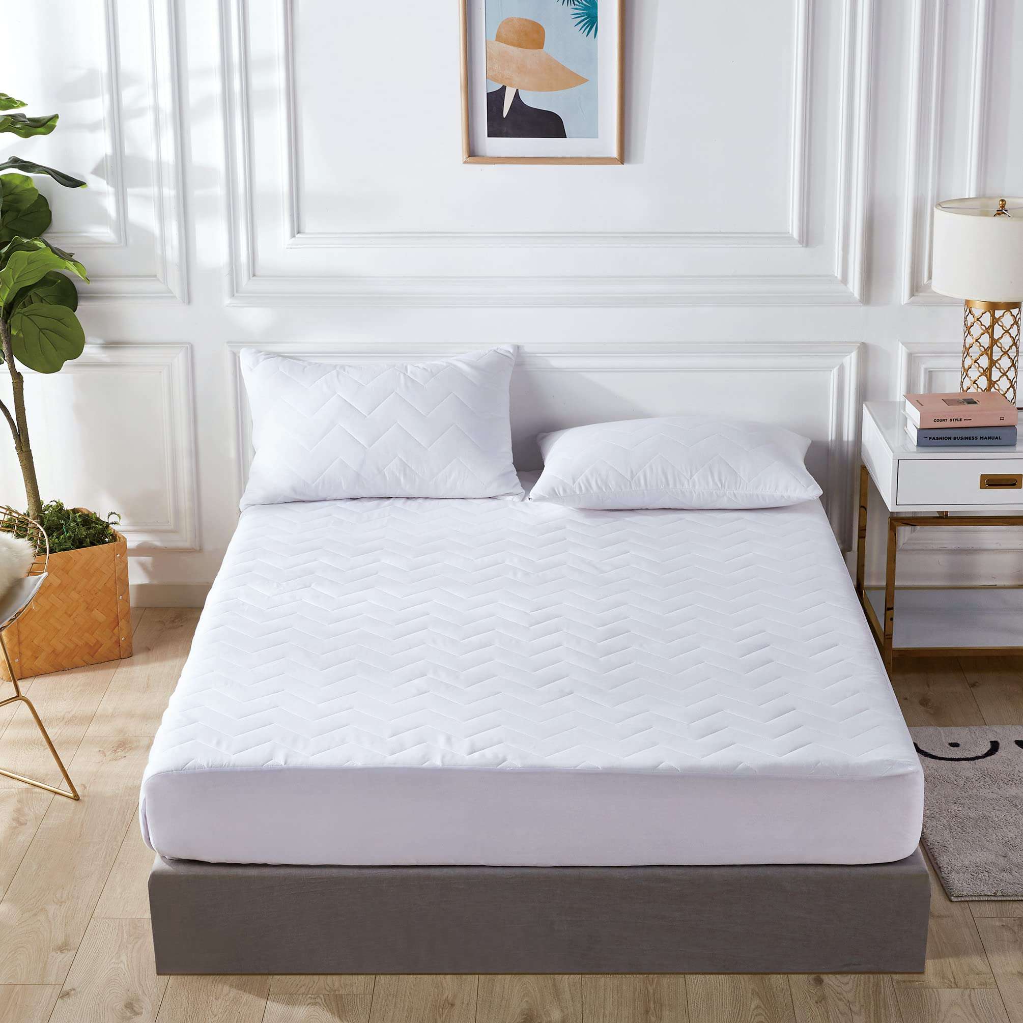 100% Ultra Soft Cotton Quilted Anti-Microbial Mattress Cover Protector - Queen Size, White | Waterproof & Hypoallergenic Bedding for Allergy Relief & Comfortable Sleep