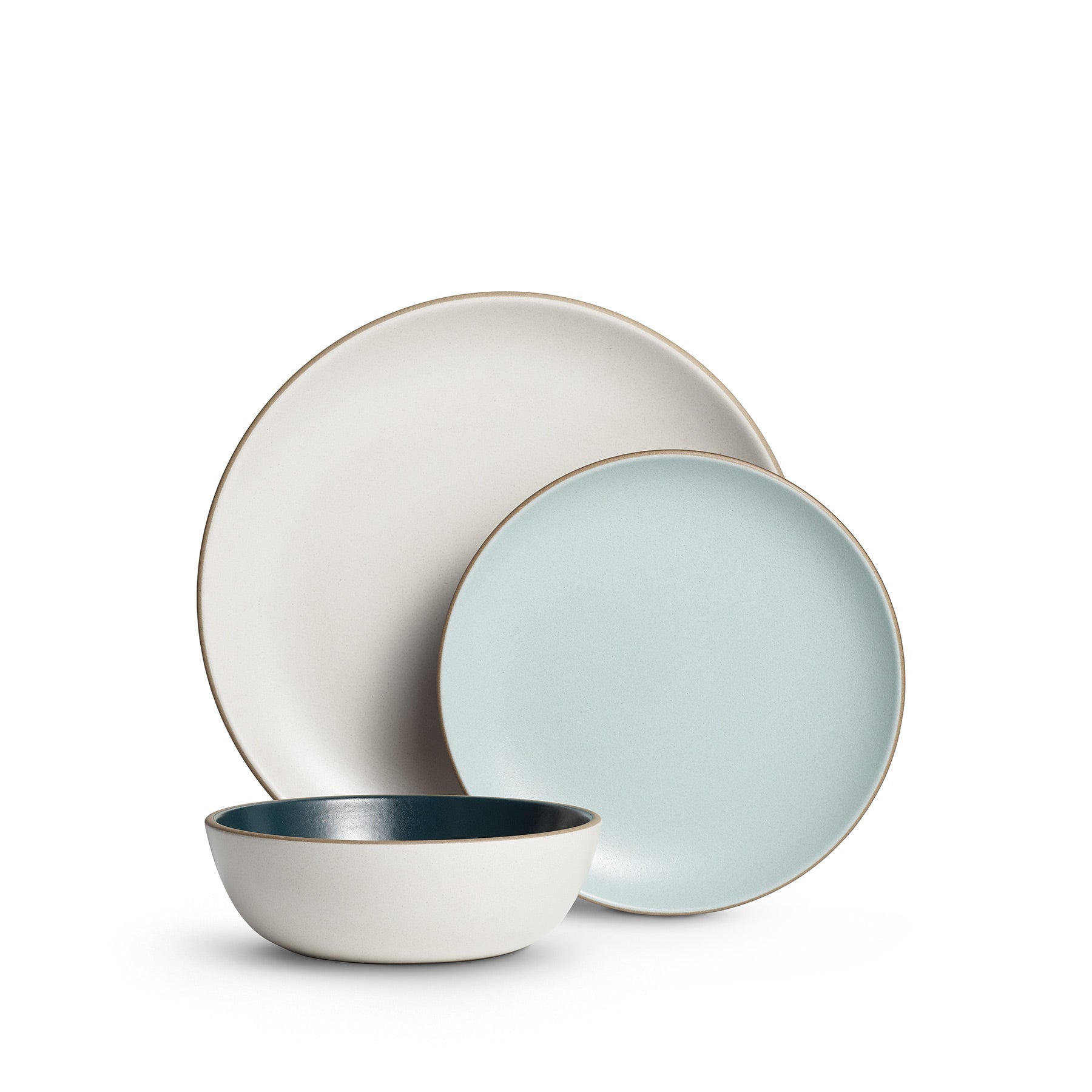 Issaquah 3-Piece Dinnerware Set - Elegant Porcelain Plates, Bowls & Mugs for Everyday Dining, Family Meals & Dinner Parties - Durable & Microwave Safe