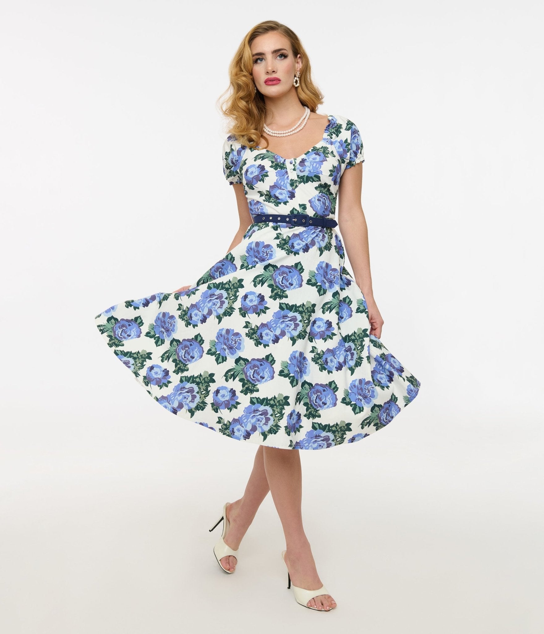 Vintage 1960s Blue Winter Floral Ohara Swing Dress - Retro A-Line Cocktail Dress for Women, Perfect for Holiday Parties, Christmas Gatherings & Special Occasions
