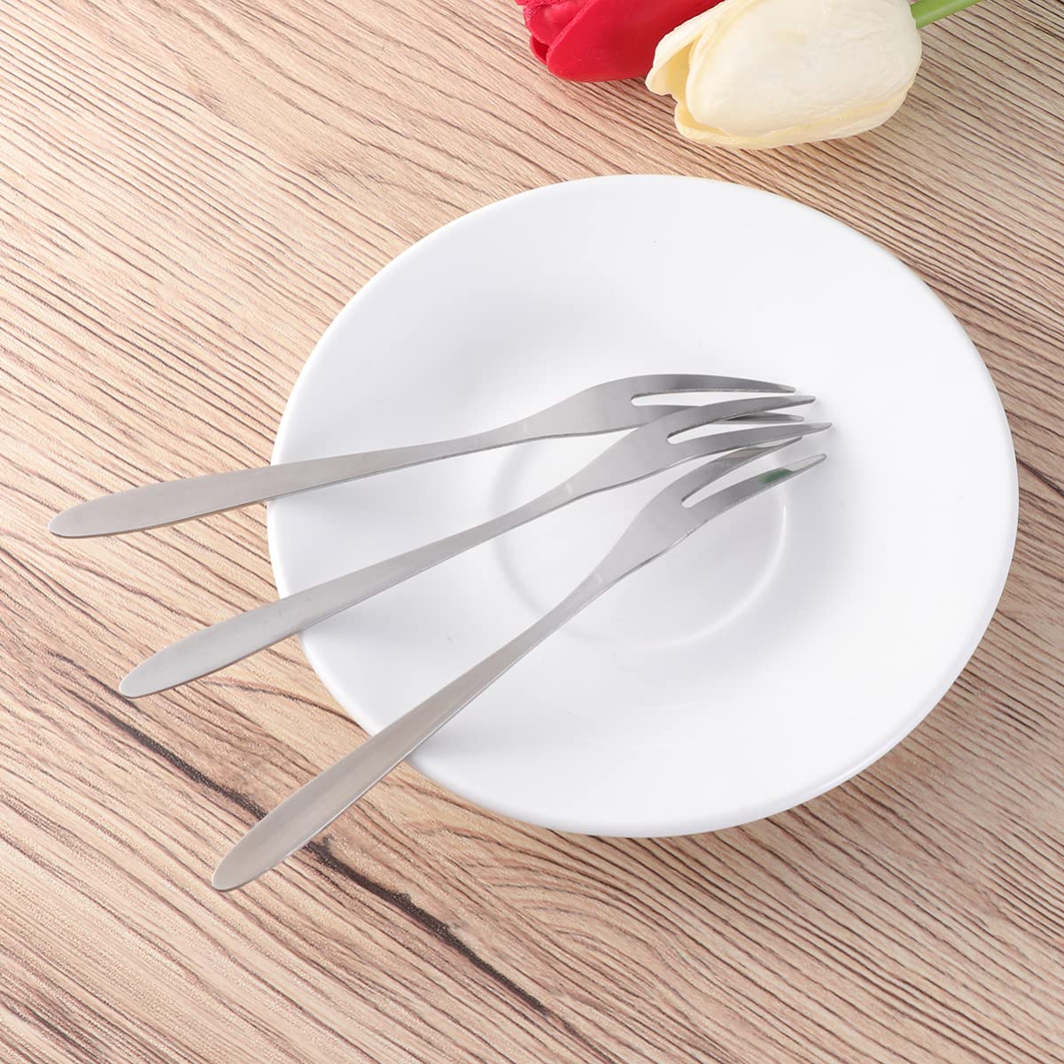 15 Pcs Stainless Steel Fruit Forks - Elegant Cake Forks & Cocktail Forks Set - Perfect for Parties, Desserts, and Fruit Platters