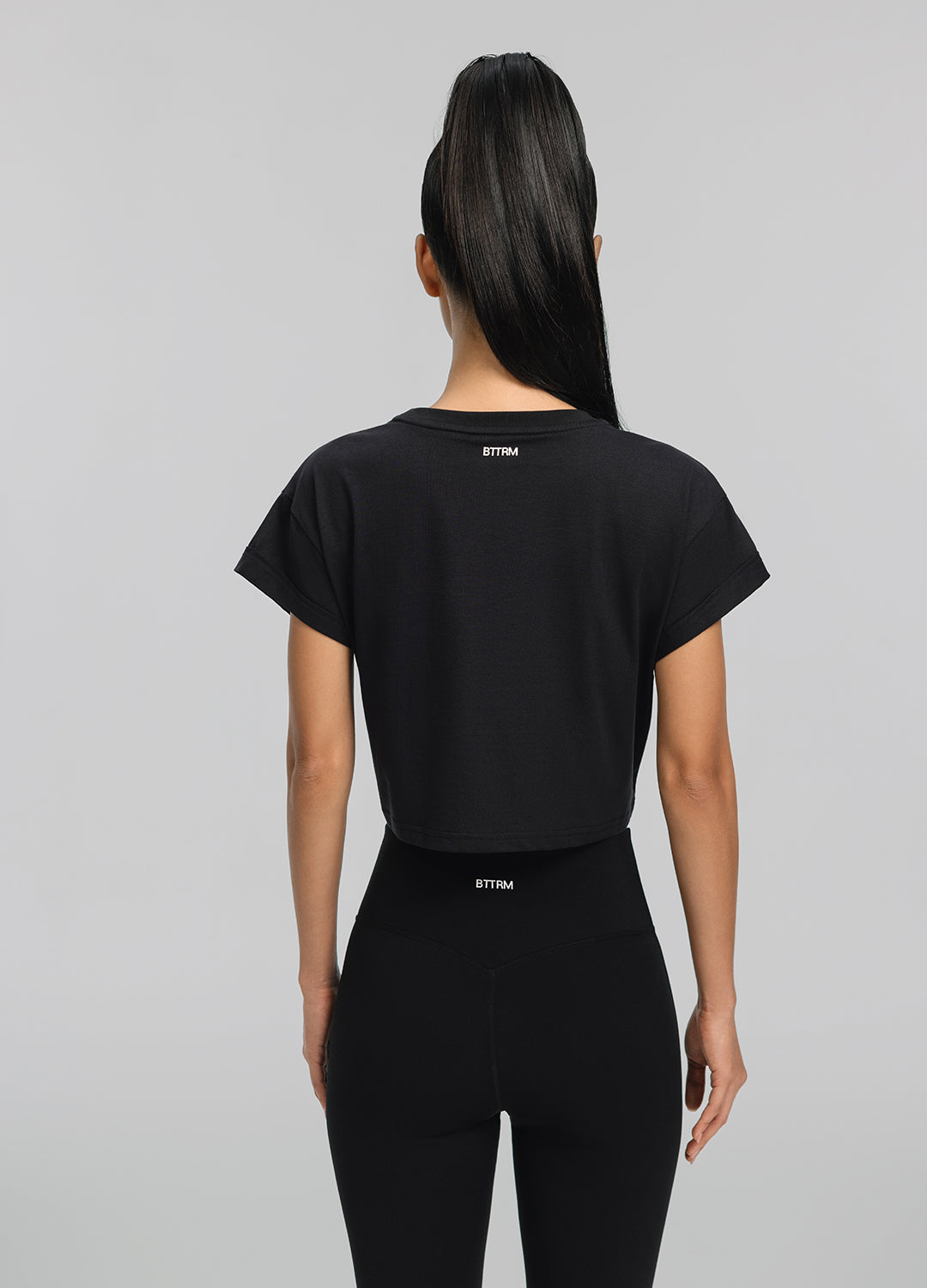 Cropped Cotton T-Shirt for Women - Soft & Comfortable Summer Casual Tee - Perfect for Outfits, Beachwear & Everyday Wear