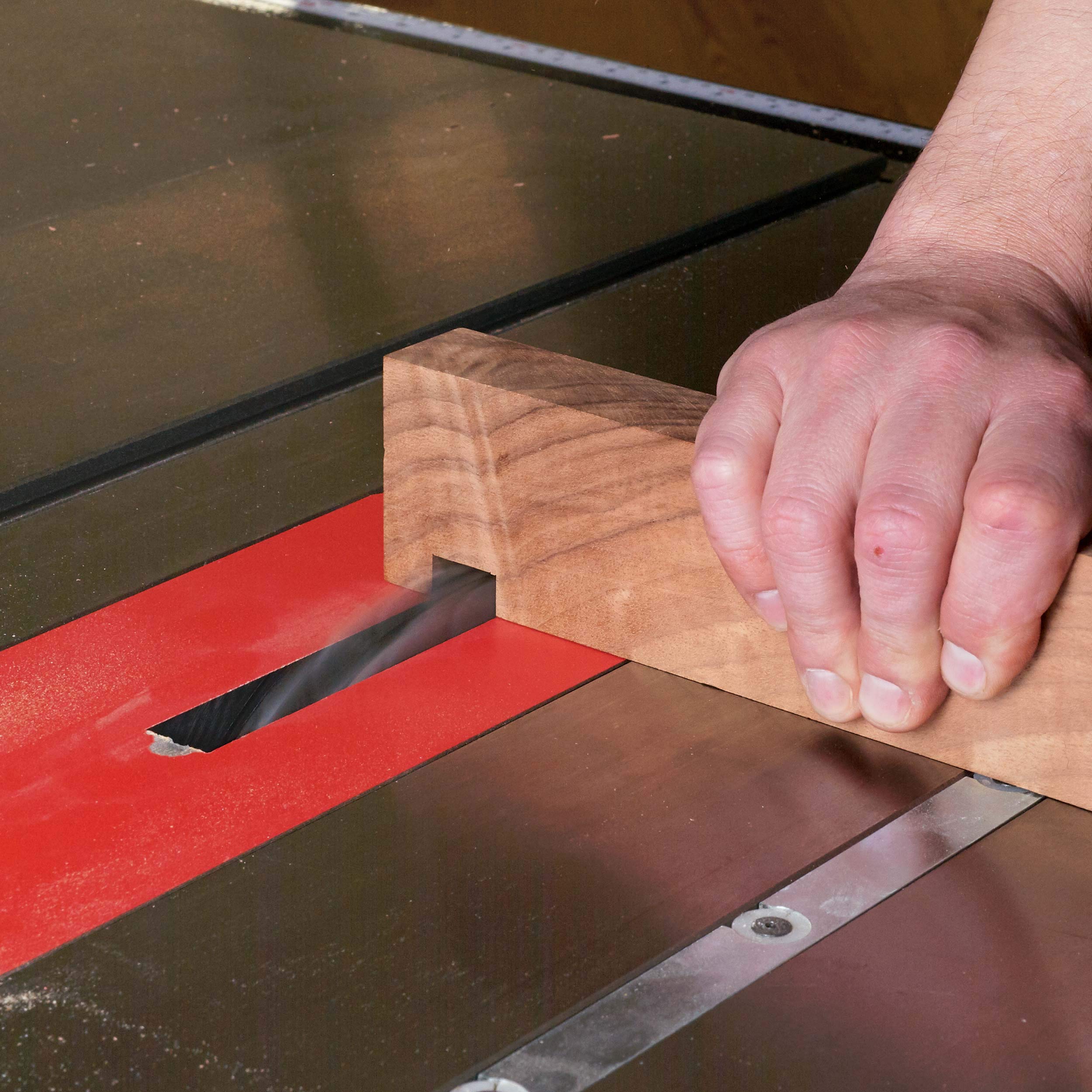 WOODRIVER 8-Inch Stacked Dado Saw Blade Set - Premium Carbide-Tipped for Woodworking, Plywood & MDF Cutting - Perfect for Table Saws & Radial Arm Saws