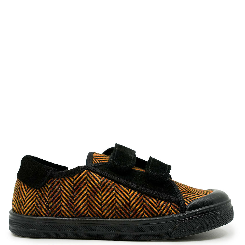 Pepe Herringbone Velcro Sneakers for Men & Women - Comfortable Slip-On Walking Shoes for Casual & Outdoor Activities