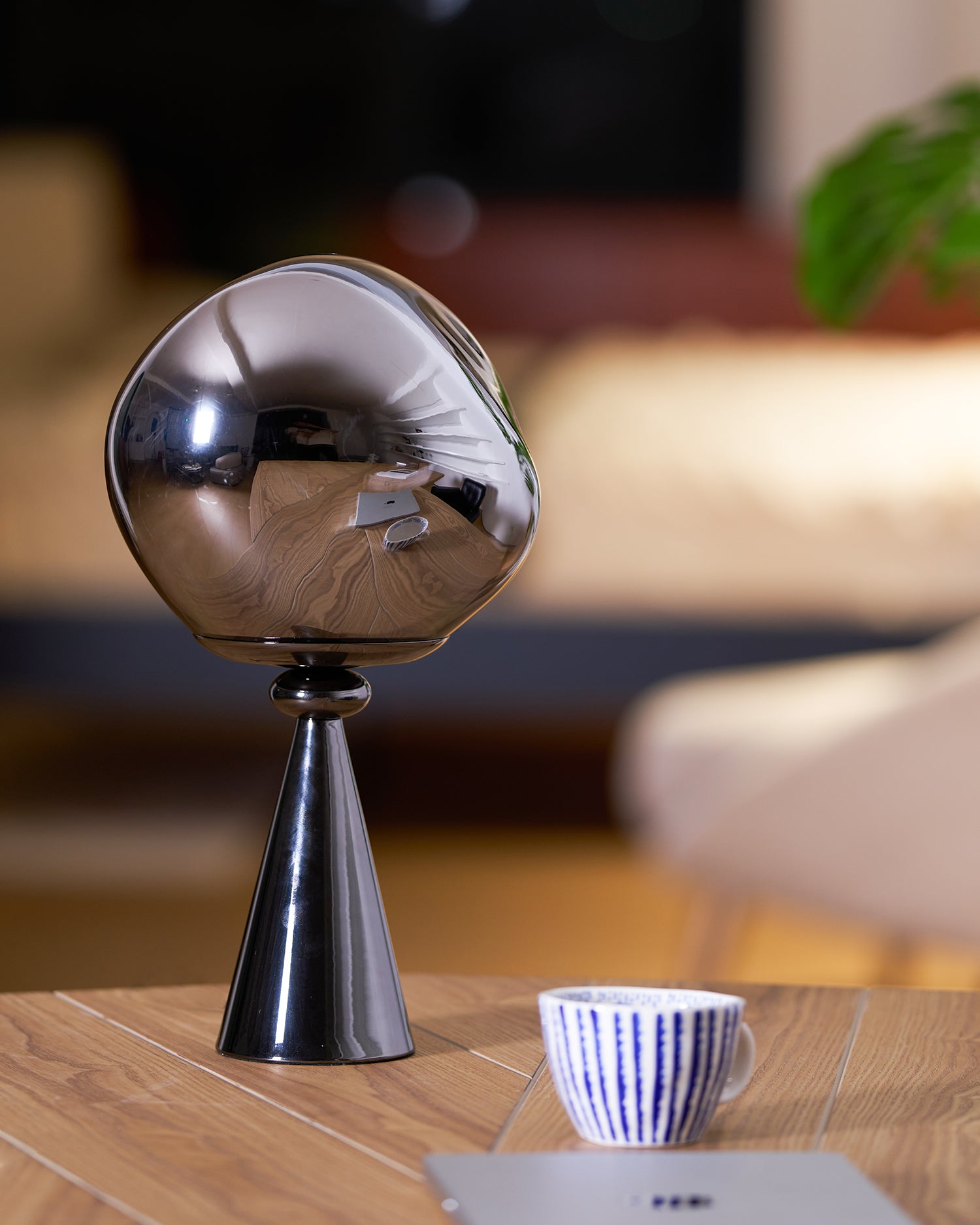 Lava Cone Table Lamp - Modern Volcanic Rock Night Light for Bedroom, Living Room & Office - Stylish Decorative Lighting for Home & Workspace
