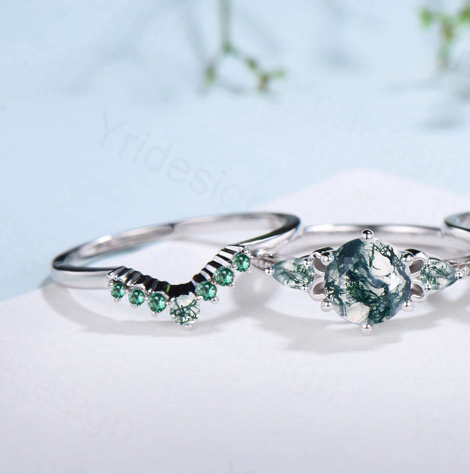7mm Round Vintage Moss Agate Engagement Ring Set - Three Stone Pear Green Agate Wedding Ring with Milgrain Detailing - Elegant Emerald Bridal Jewelry for Women - Perfect for Proposals, Anniversaries & Special Occasions