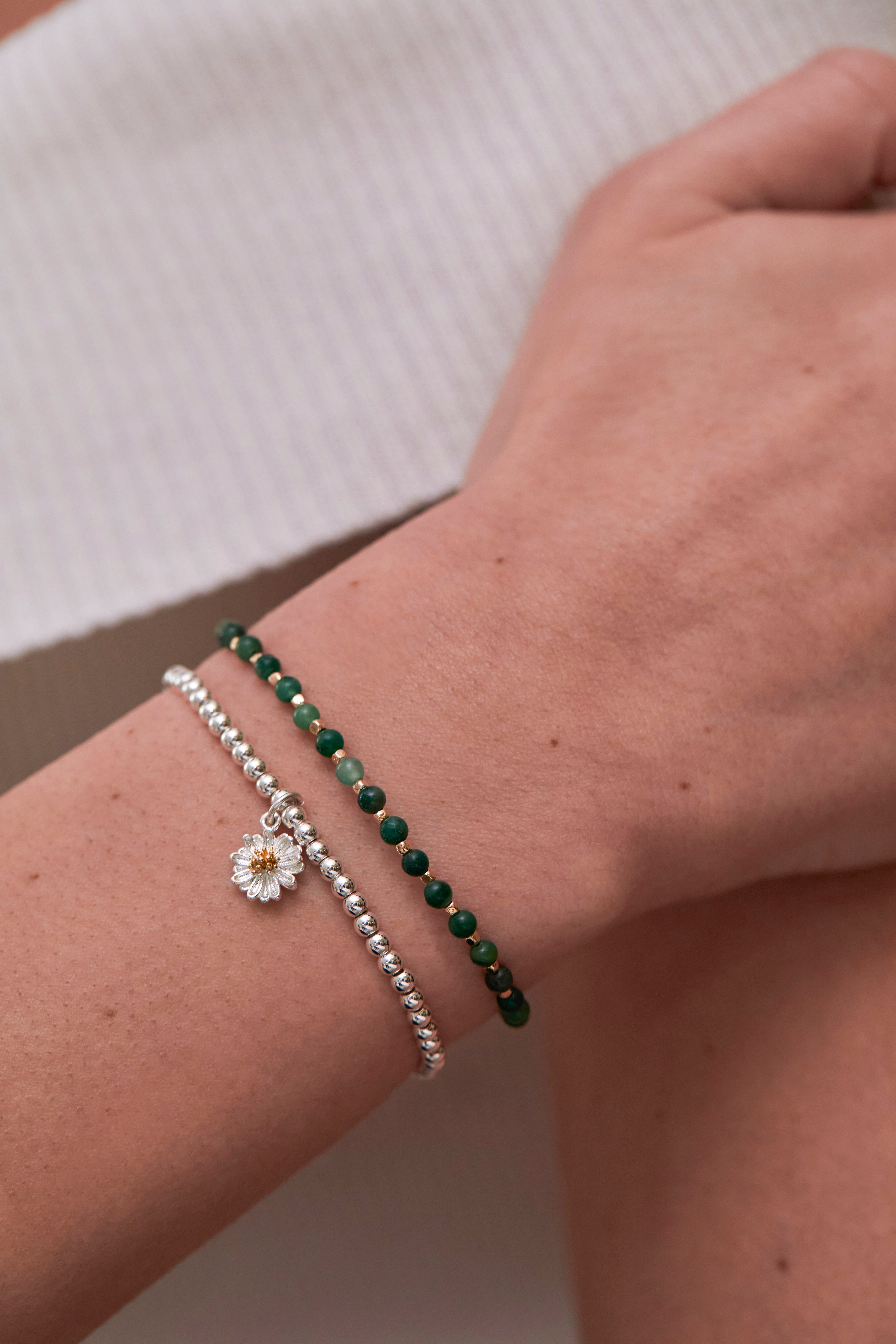 Wellness Malachite Gemstone Amelia Bracelet for Women - Healing Crystal Energy Bracelet for Stress Relief & Positive Vibes - Perfect for Yoga, Meditation & Spiritual Healing