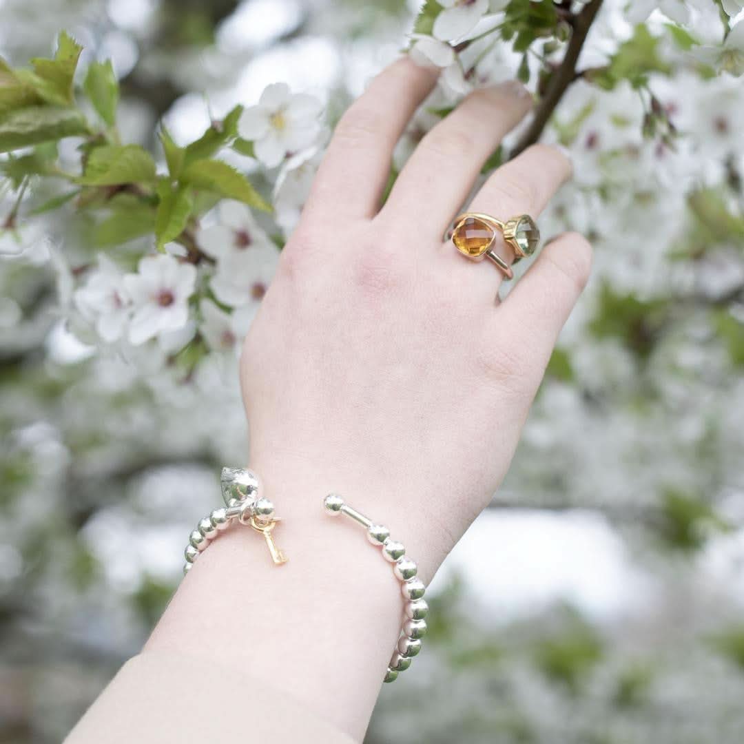 Elegant Citrine Cocktail Ring in Sterling Silver - Perfect for Evening Parties & Special Occasions