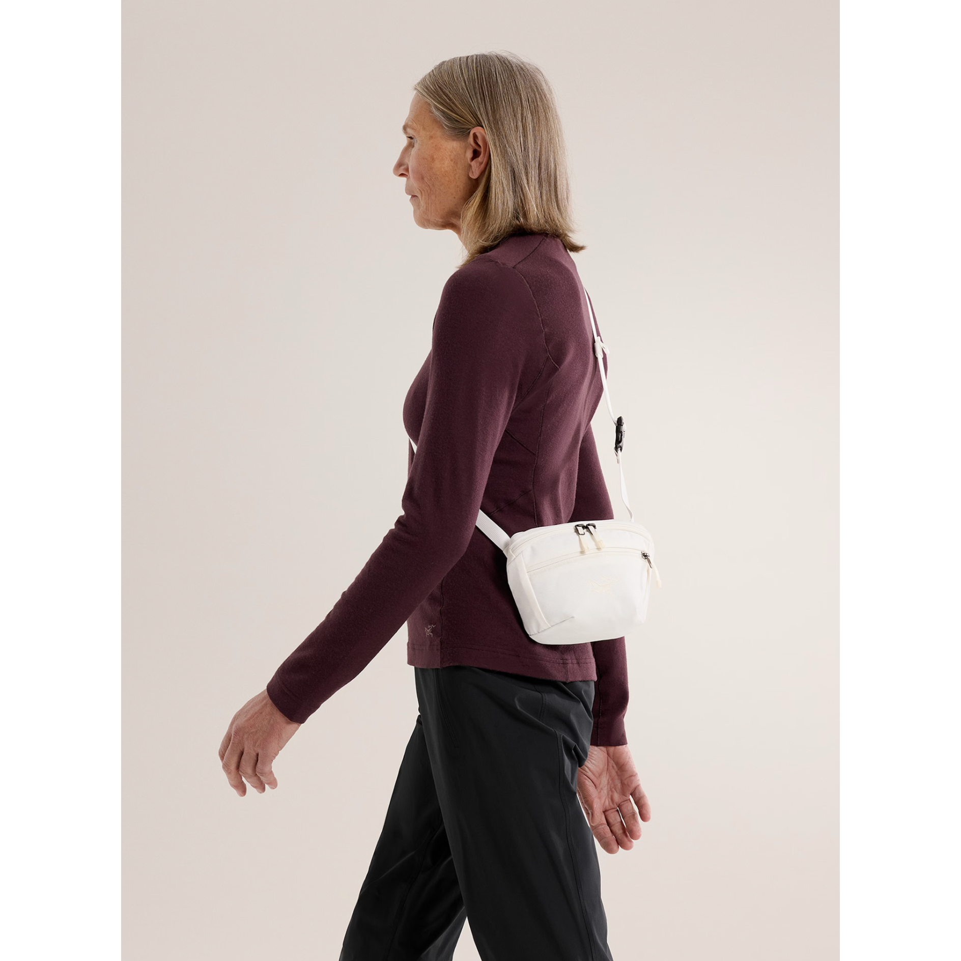 Arc'teryx Mantis 1 Waist Pack - Lightweight & Durable Fanny Pack for Hiking, Travel & Everyday Use | Water-Resistant & Adjustable Belt | Perfect for Outdoor Adventures & Commuting