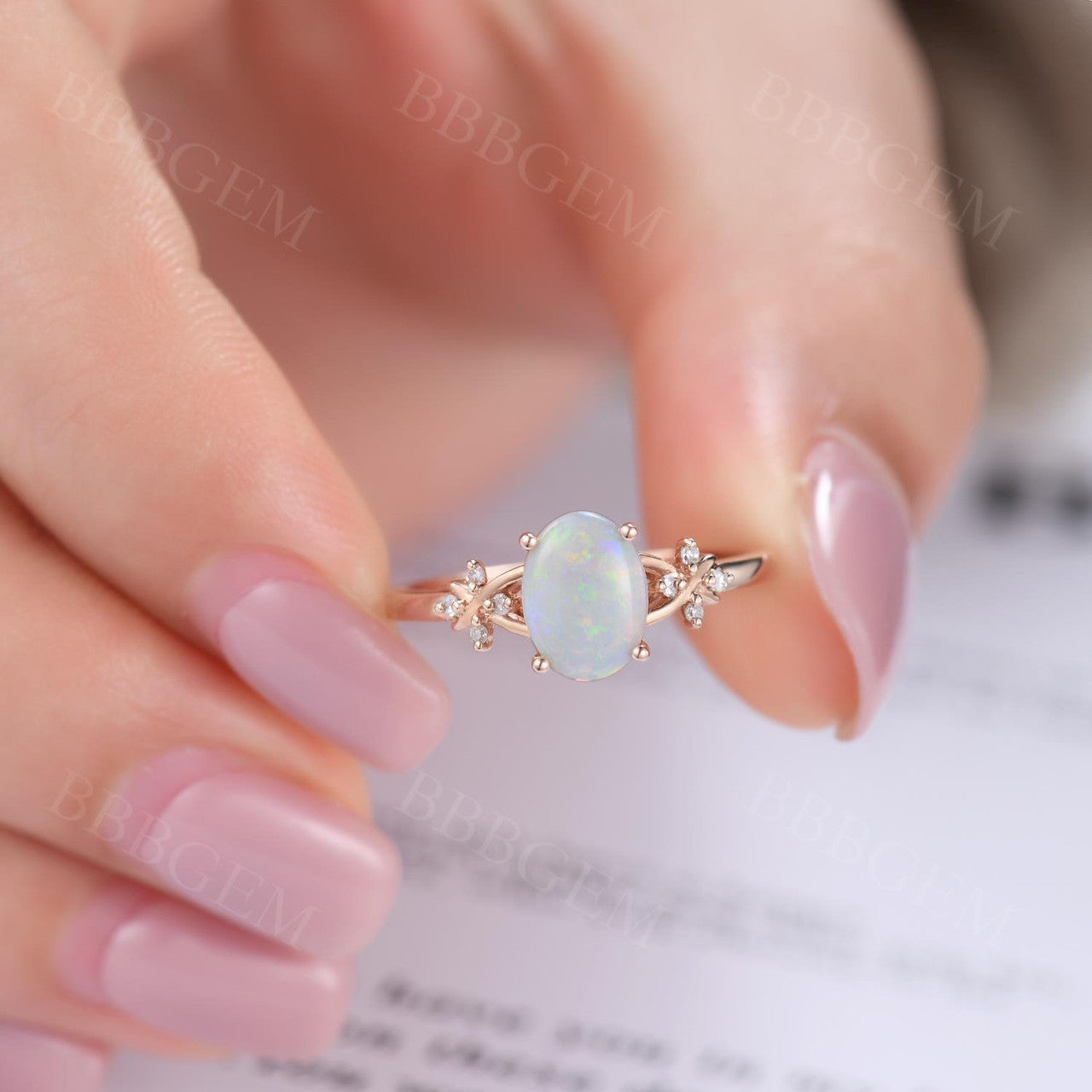 1.5CT Oval Australian Opal & Diamond Vintage Engagement Ring - Vine Wedding Band for Women, Perfect for Proposals, Anniversaries & Romantic Occasions