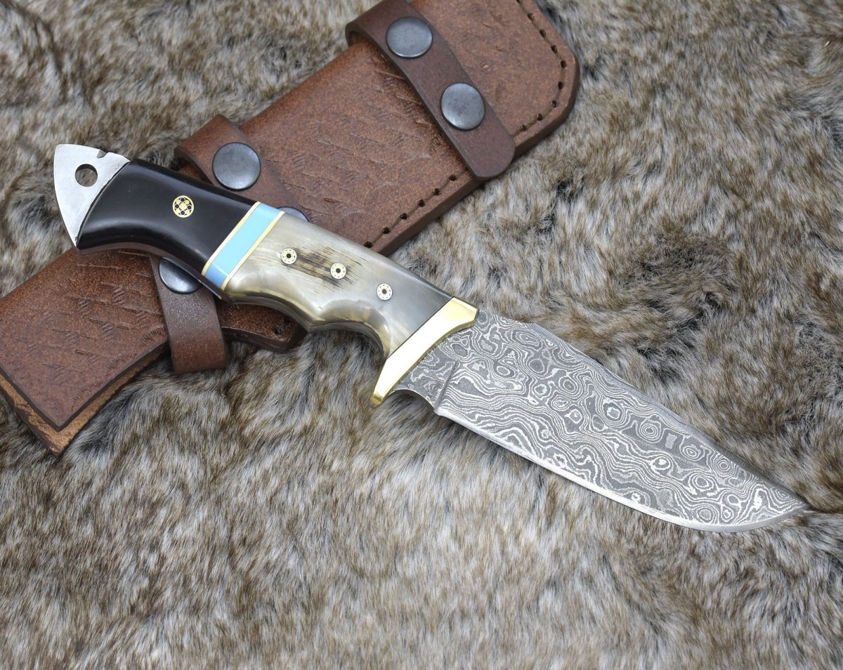 Premium Reaver Hunting Knife with Genuine Ram Horn & Turquoise Handle - Durable Outdoor Survival Knife for Camping, Hunting, Bushcraft & Wilderness Adventures