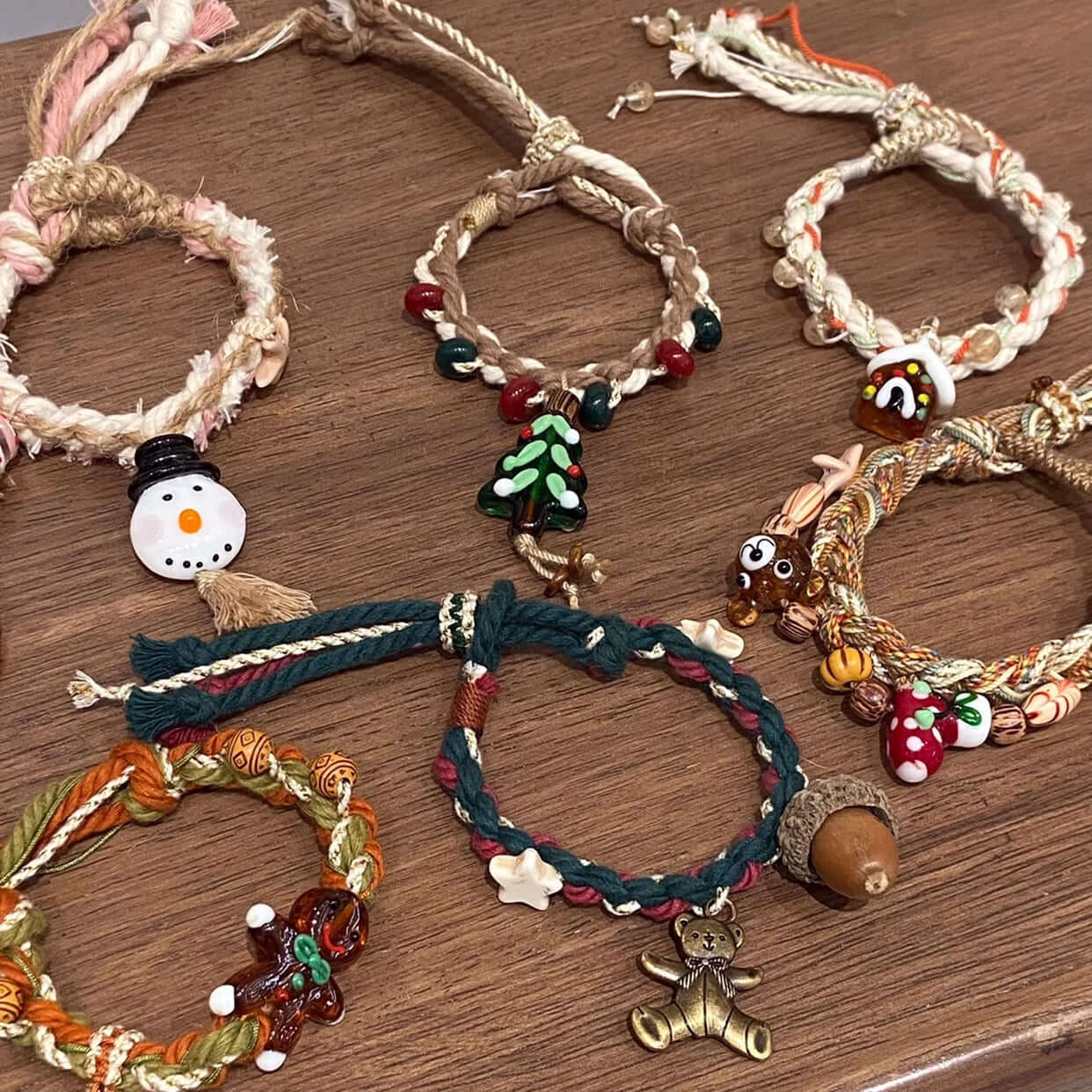 Gingerbread Snowman Charm Cute Woven Braided Christmas Bracelet | Holiday Gift for Women, Girls | Perfect for Christmas Parties, Festive Outfits & Winter Accessories