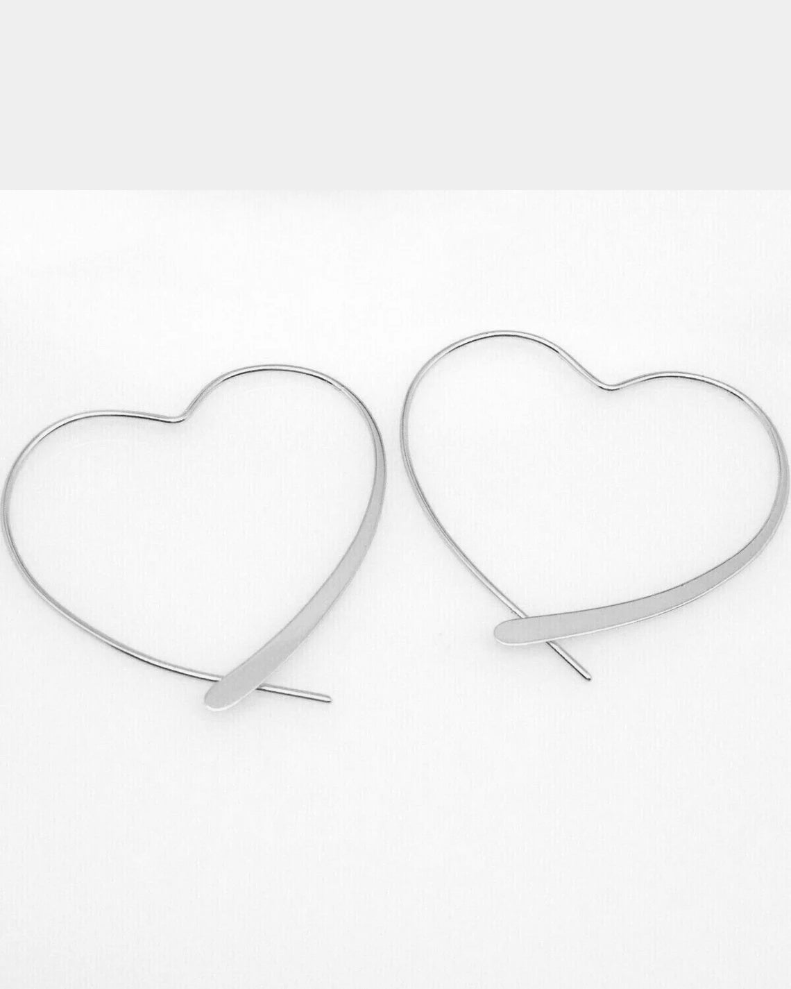 Rorie Heart Threader Hoops - Dainty Gold Earrings for Women, Minimalist Heart-Shaped Threader Earrings for Everyday Wear | Perfect for Date Night, Office & Casual Outfits