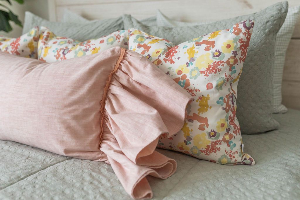 Chloe Luxe Medium Pillow Cover - Soft Decorative Cushion Case for Sofa, Bed & Home Decor - Premium Cotton Linen Blend with Hidden Zipper (18x18 Inches) - Perfect for Living Room, Bedroom & Cozy Spaces