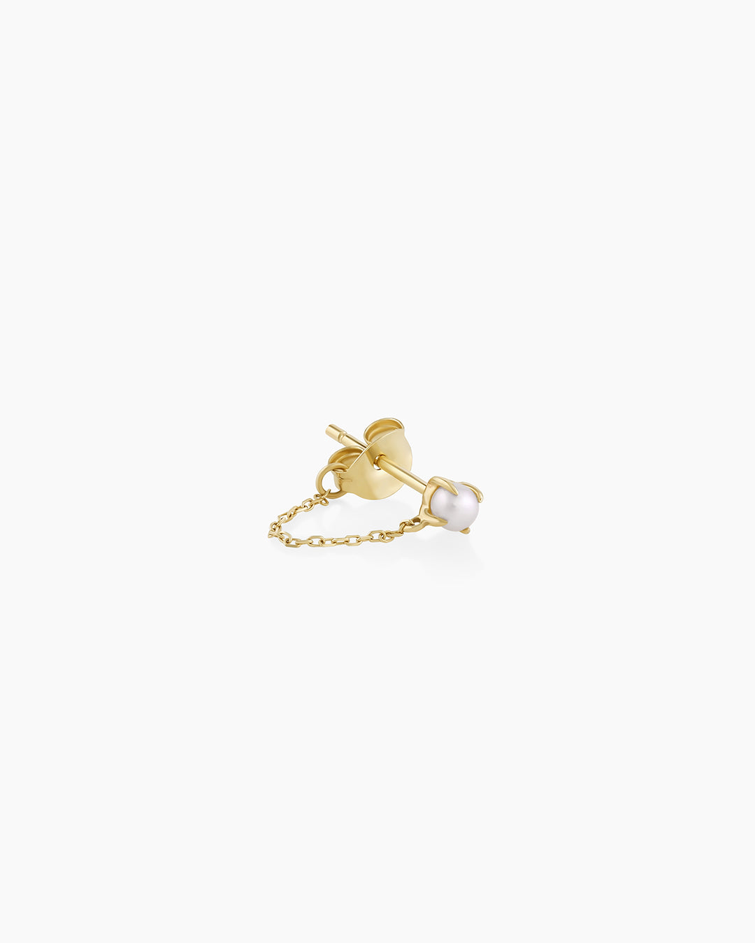 Pearl Newport Chain Single Huggie Earrings - Dainty Gold Hoop Earrings for Women, Minimalist Pearl Stud Earrings for Everyday Wear, Perfect for Office, Date Night & Special Occasions