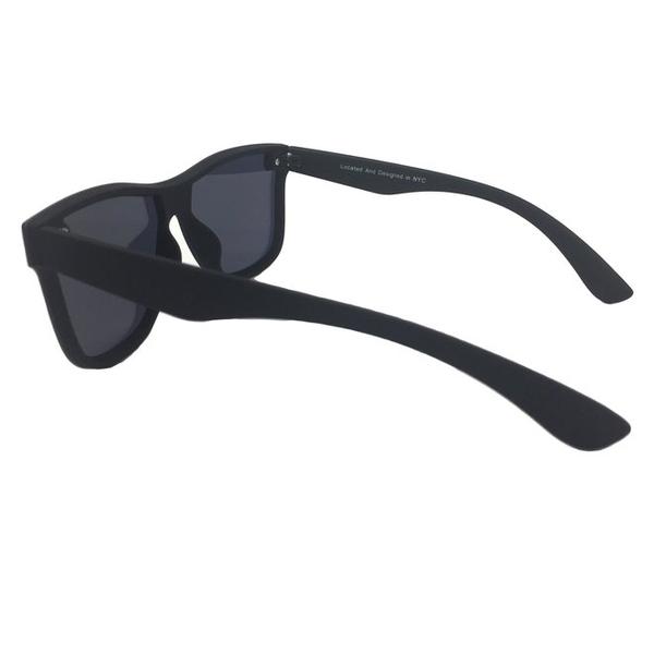 Sustainable Silver Square Wayfarer Sunglasses for Women - Eco-Friendly Fashion Accessory for Outdoor Activities, Beach & Driving