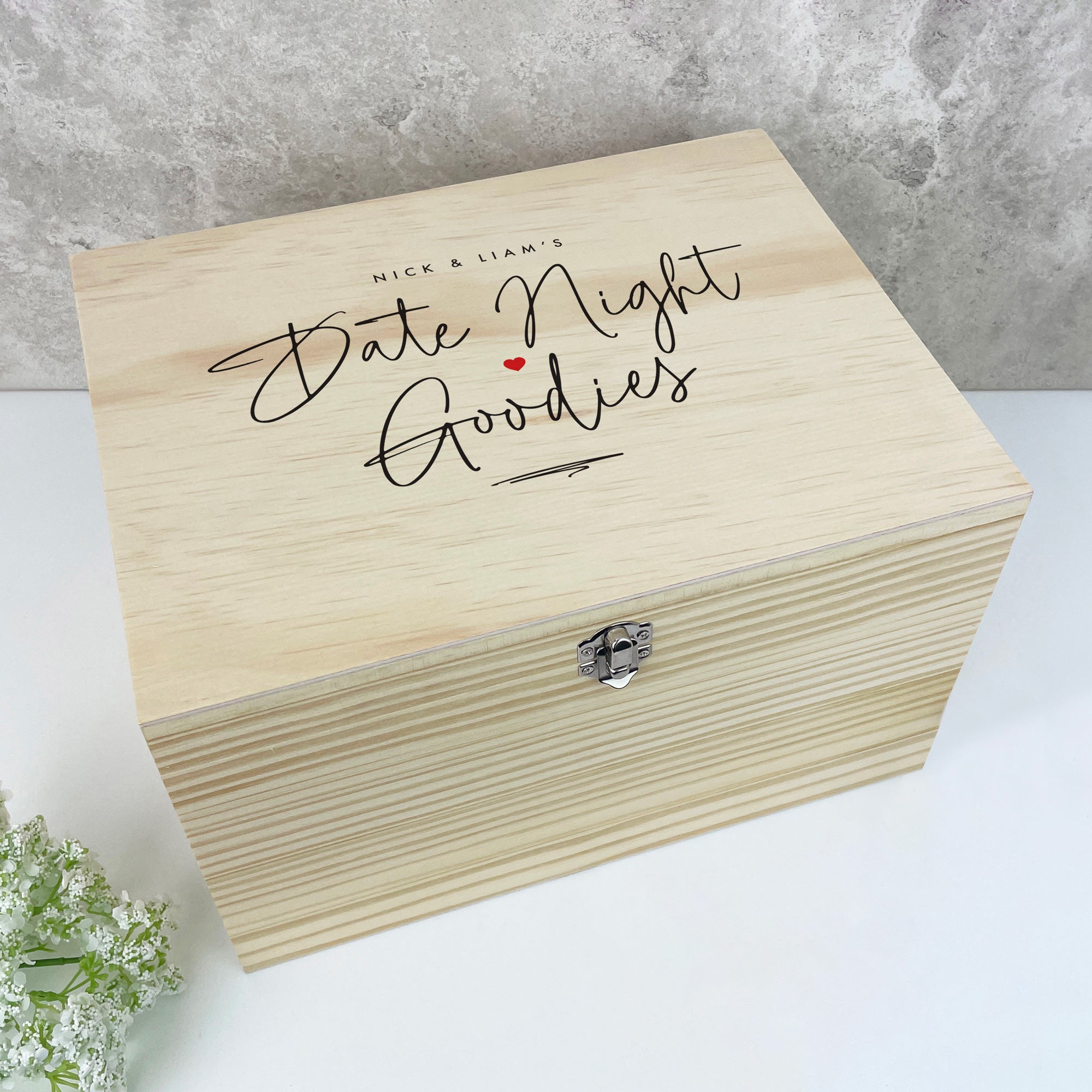Personalized Couples Date Night Gift Box - Romantic Anniversary Present for Him & Her - 5 Size Options (16cm, 20cm, 26cm, 30cm, 36cm) - Perfect for Valentine's Day, Wedding Gifts & Surprise Date Nights