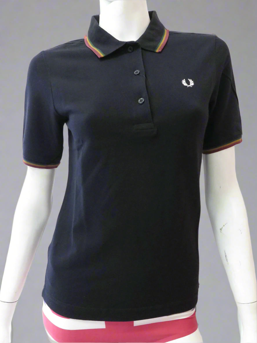 Fred Perry x No Doubt Women's Polo Shirt - Black | Vintage Band Tee for Casual Wear, Concerts & Retro Fashion