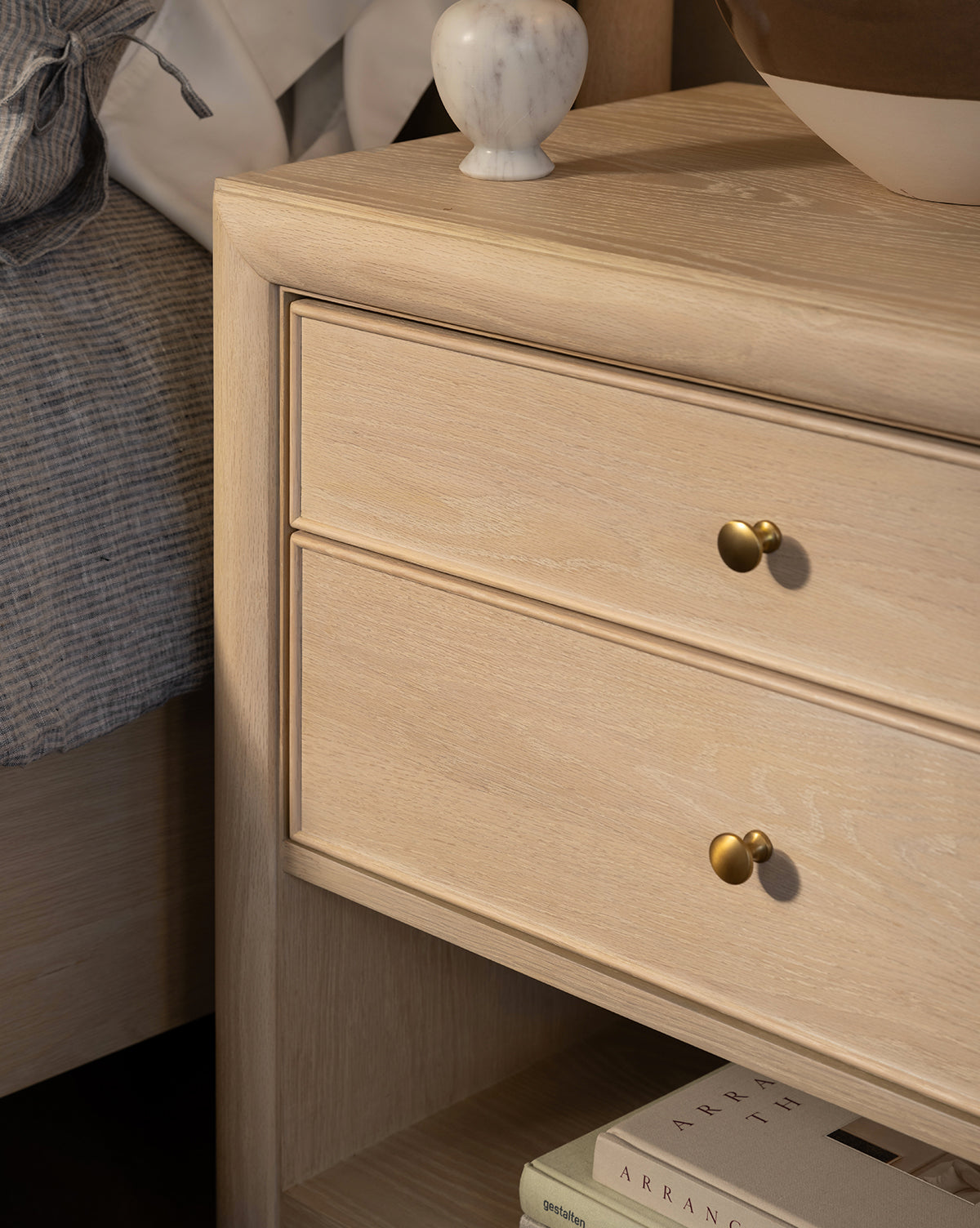Tellerbeck Nightstand - Modern Bedside Table with Storage Drawer, Small End Table for Bedroom, Living Room, or Office - Perfect for Holding Lamps, Books, and Essentials