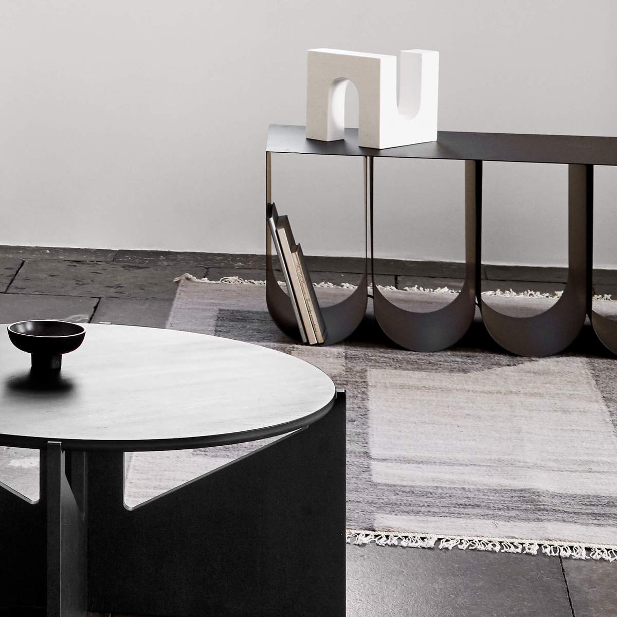 Kristina Dam Studio Modern Curved Bench in Black - Stylish and Comfortable Seating for Living Room, Bedroom, or Entryway