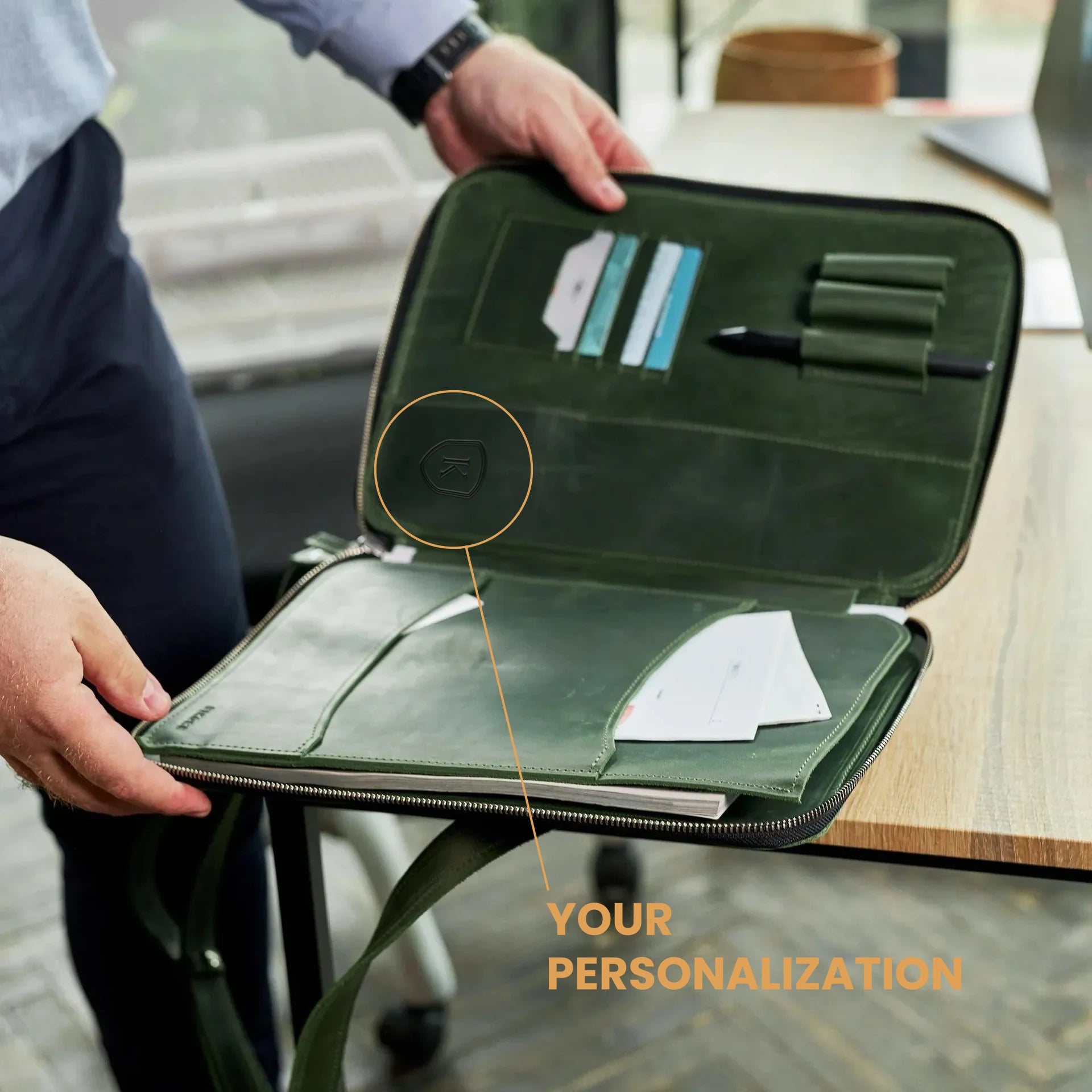 Premium Zippered Padfolio Bag - Professional Leather Portfolio with Notepad Holder for Business, Meetings & Office Use - Ideal for Executives, Students & Professionals